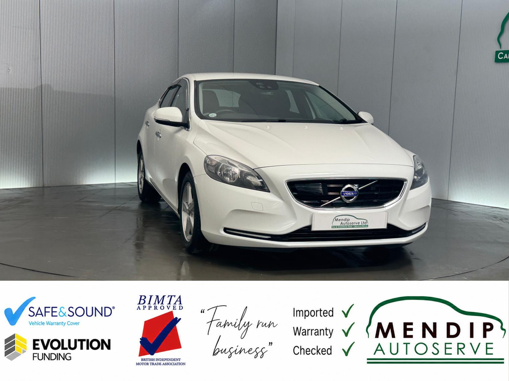 Volvo V40 view 34