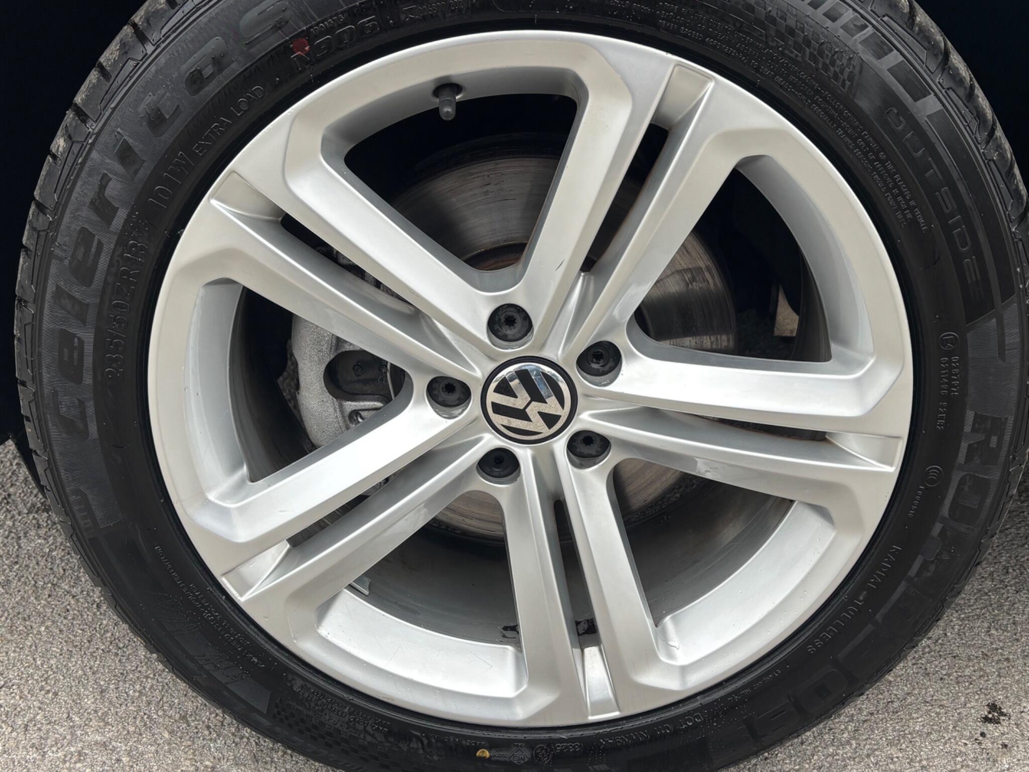 Volkswagen Tiguan view 22