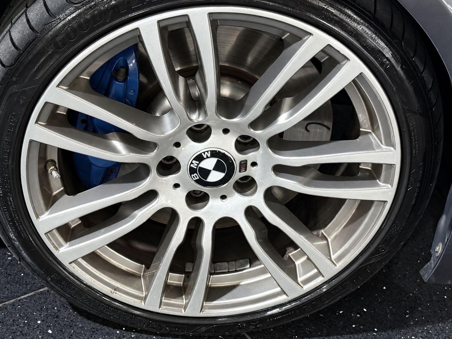 BMW 3 Series view 59
