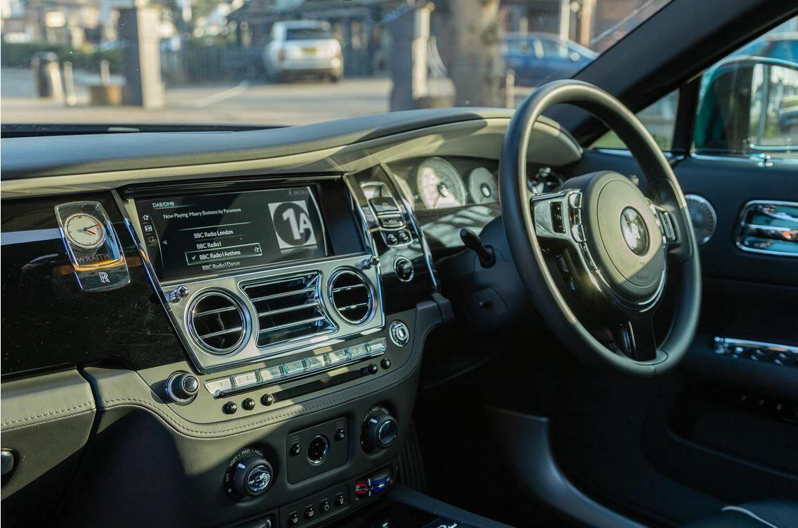 Rolls-Royce Wraith view 7