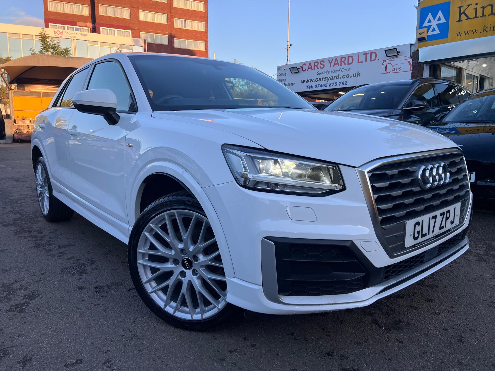 Audi Q2 view 7