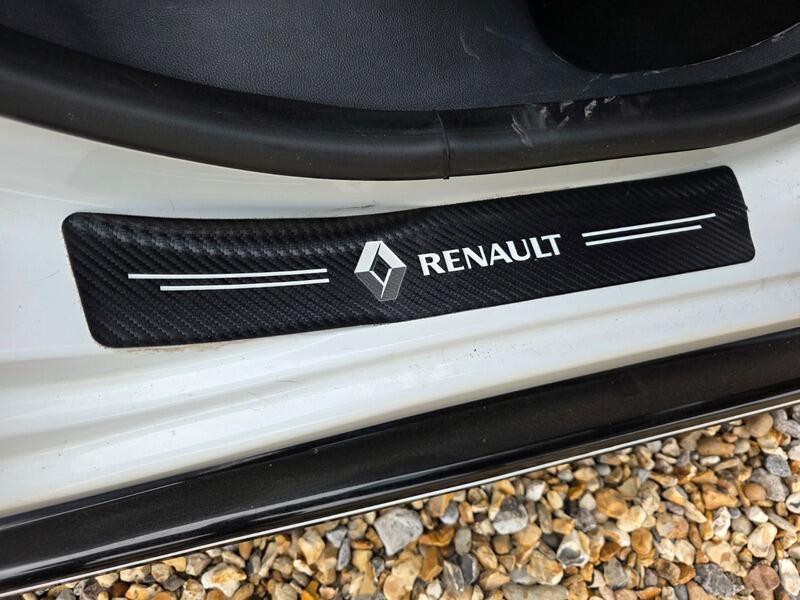2018 Renault Clio 1.5 dCi Iconic Euro 6 (s/s) 5dr • 96,400 miles image 33