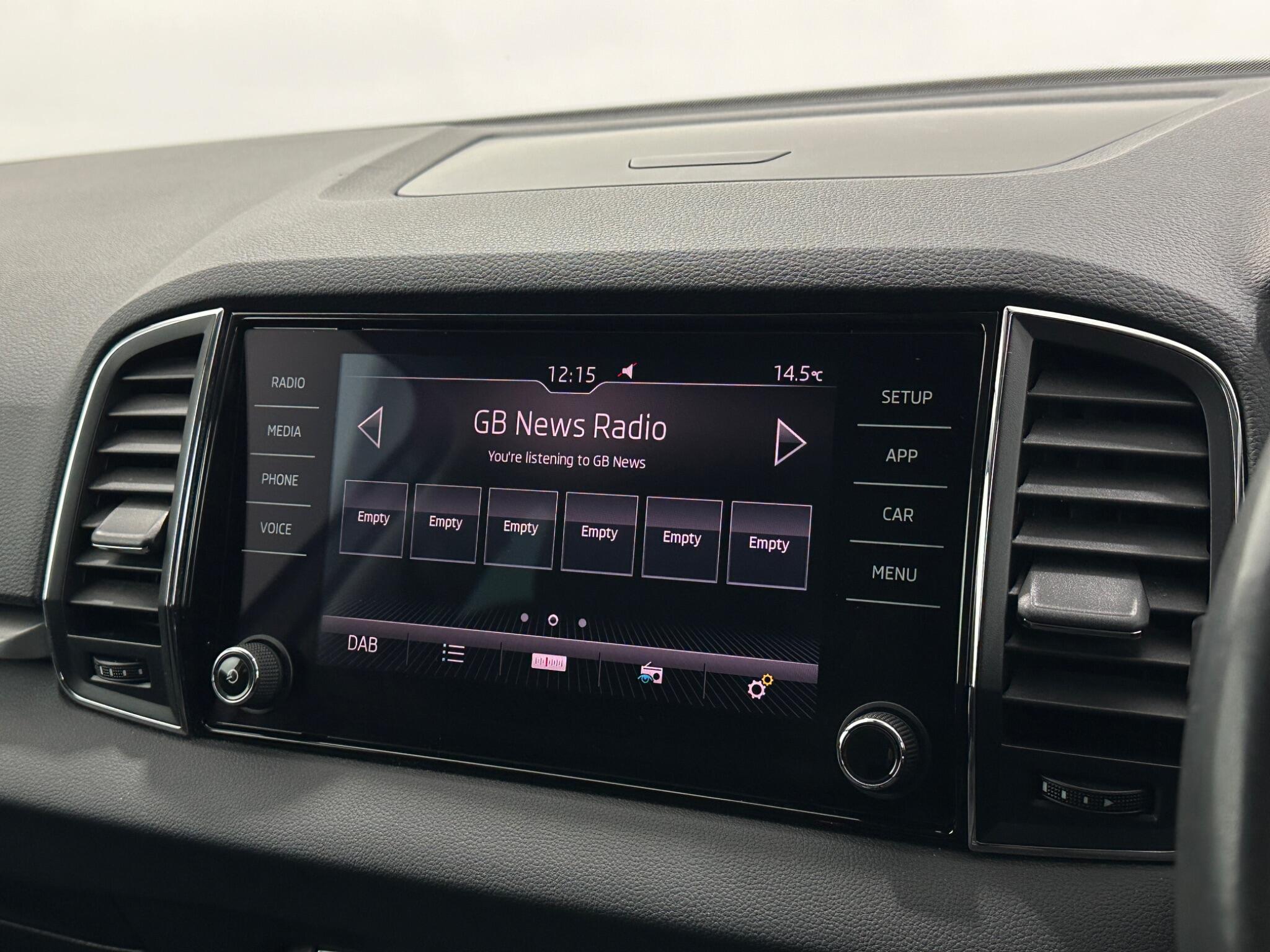 Skoda Karoq view 25