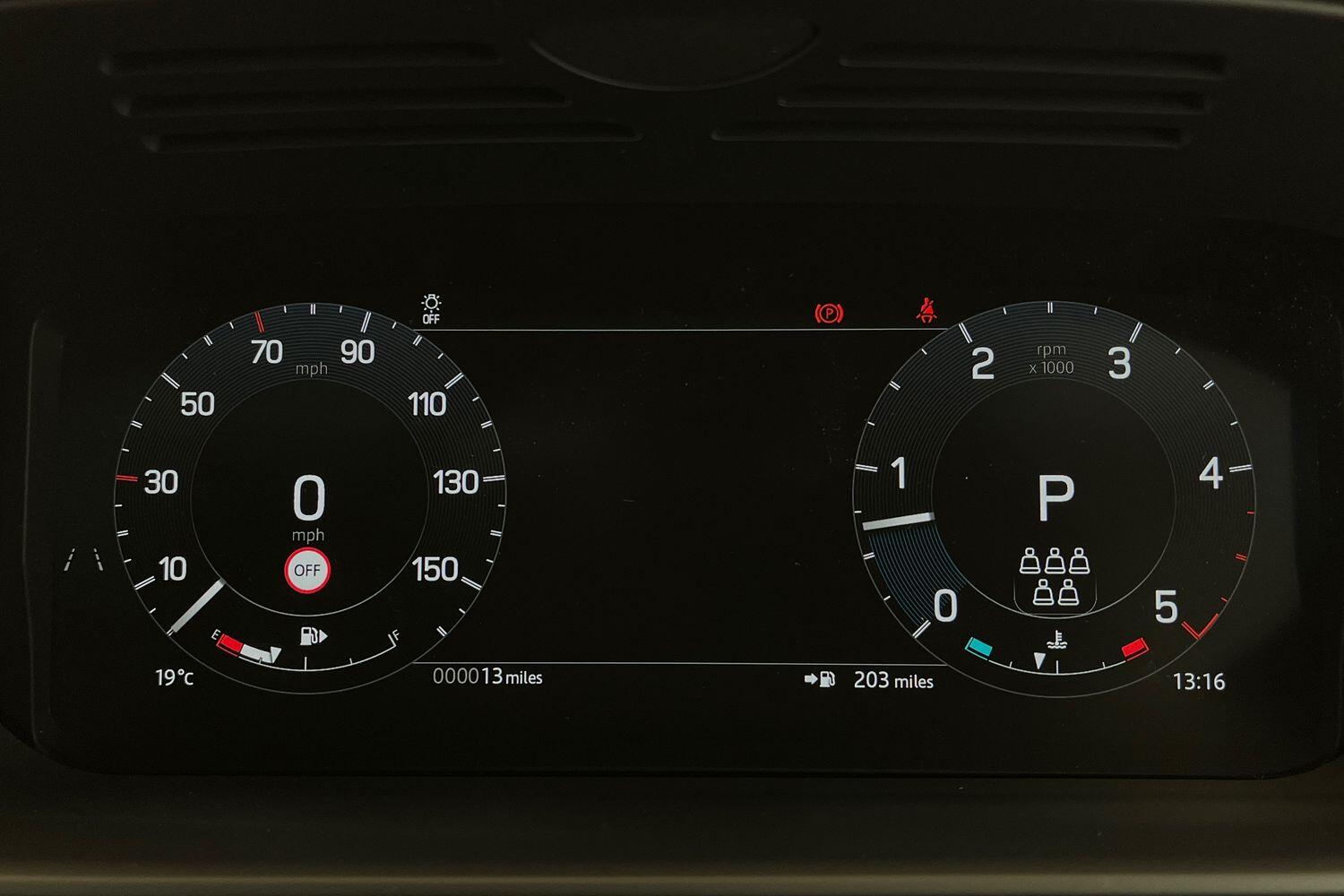 Land Rover Discovery view 10