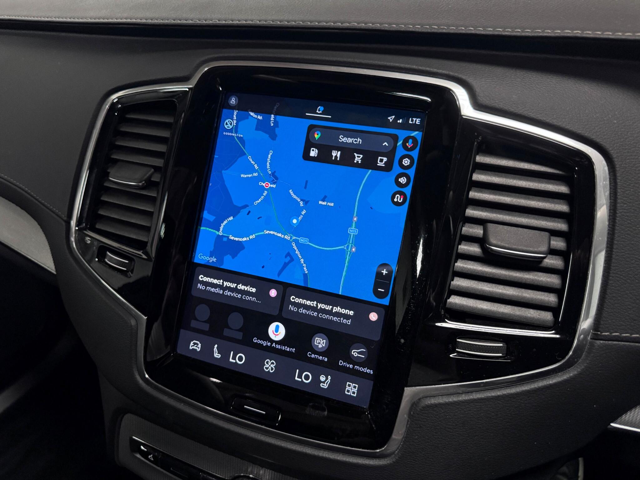 Volvo XC90 view 13