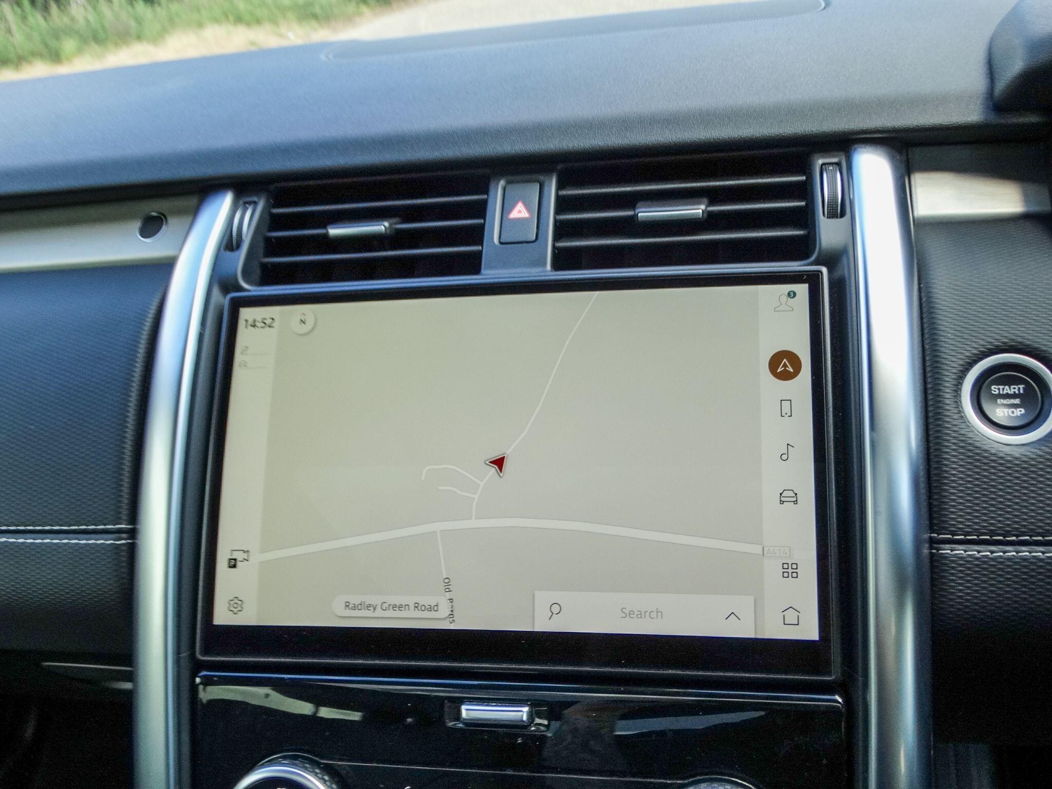Land Rover Discovery 3 view 24