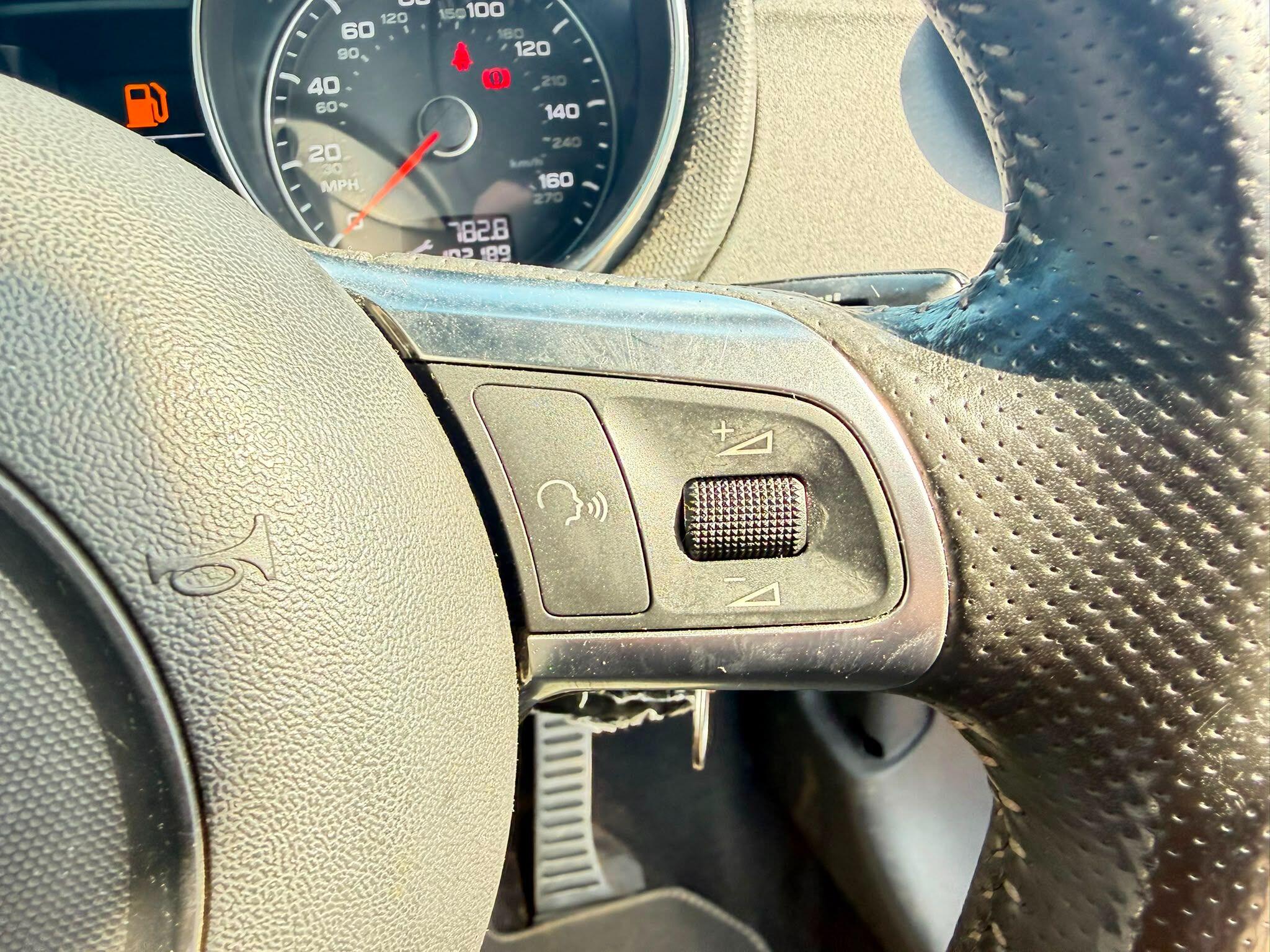 Audi TT view 19