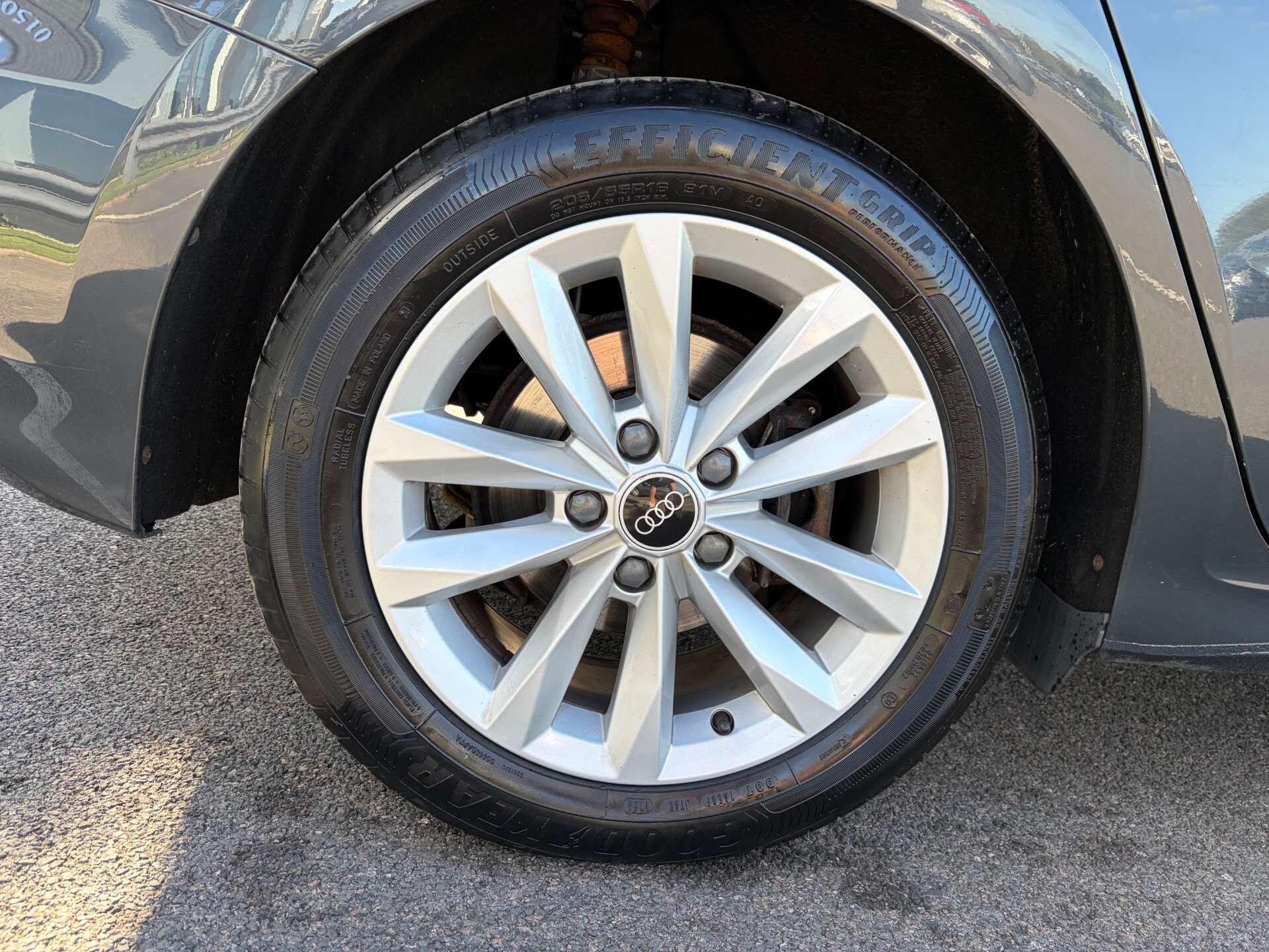 Audi A3 view 12