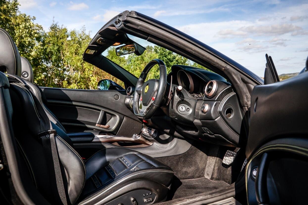 Ferrari California view 9