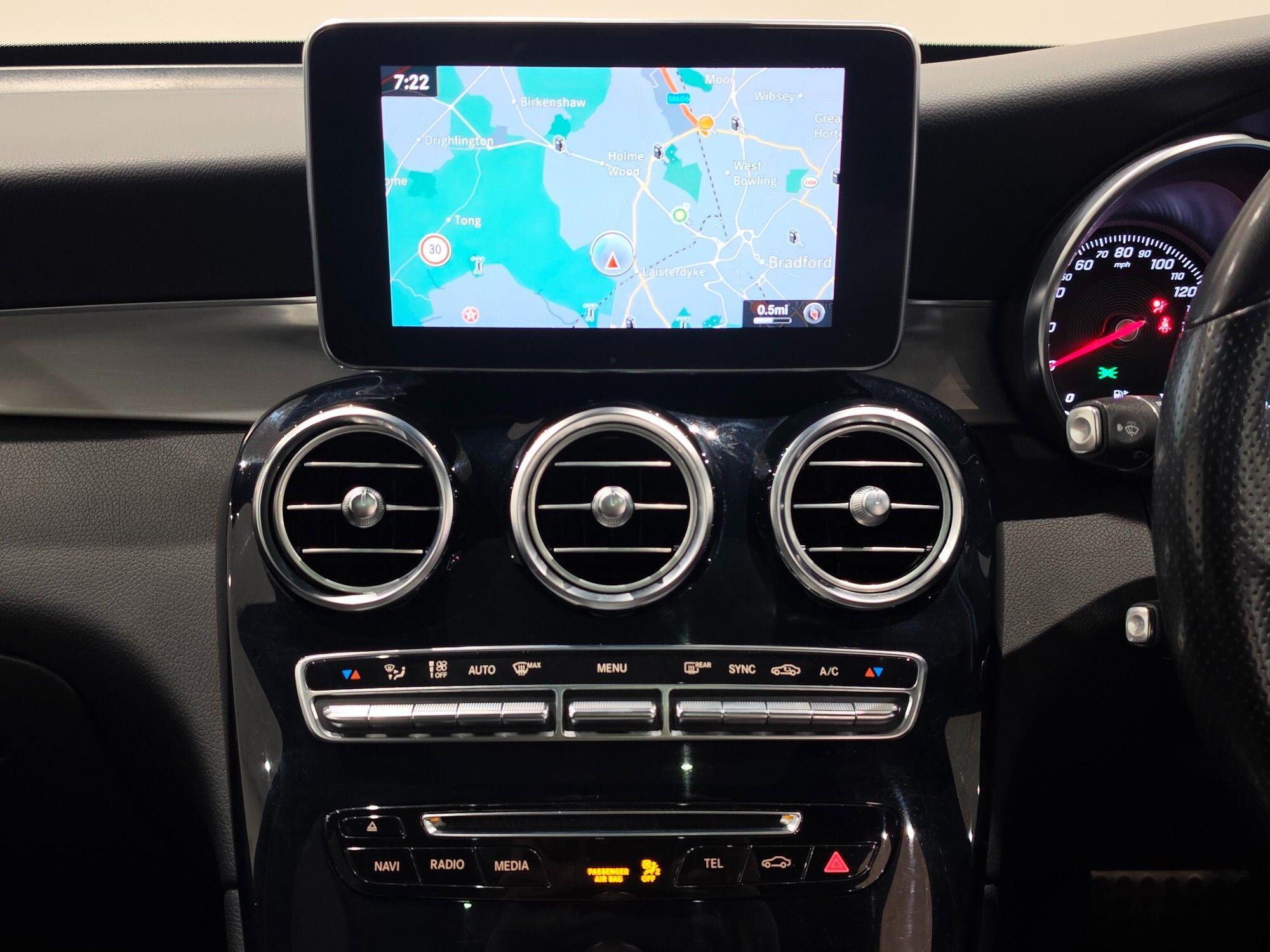 Mercedes-Benz GLC view 25