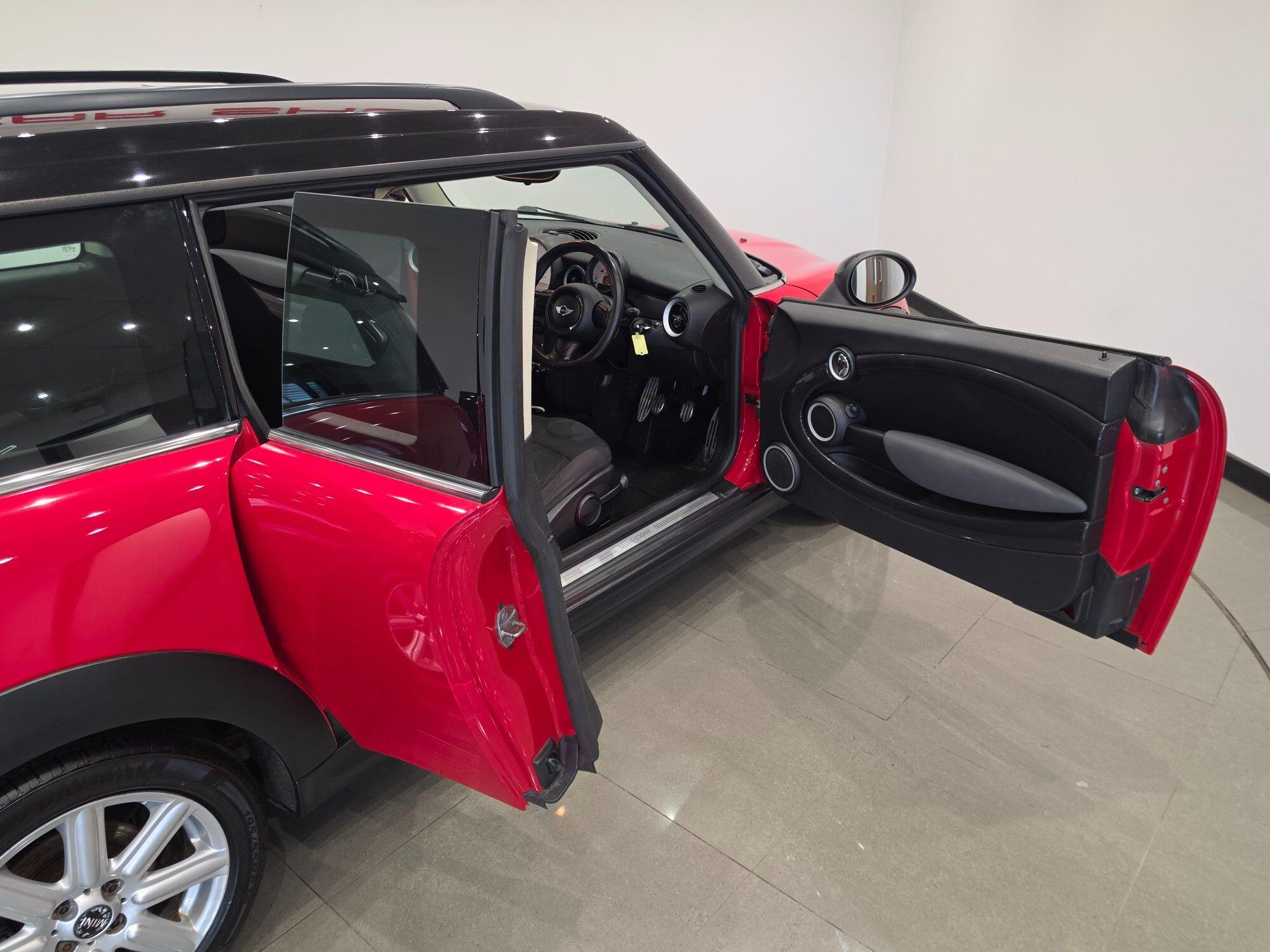 Mini Clubman view 48