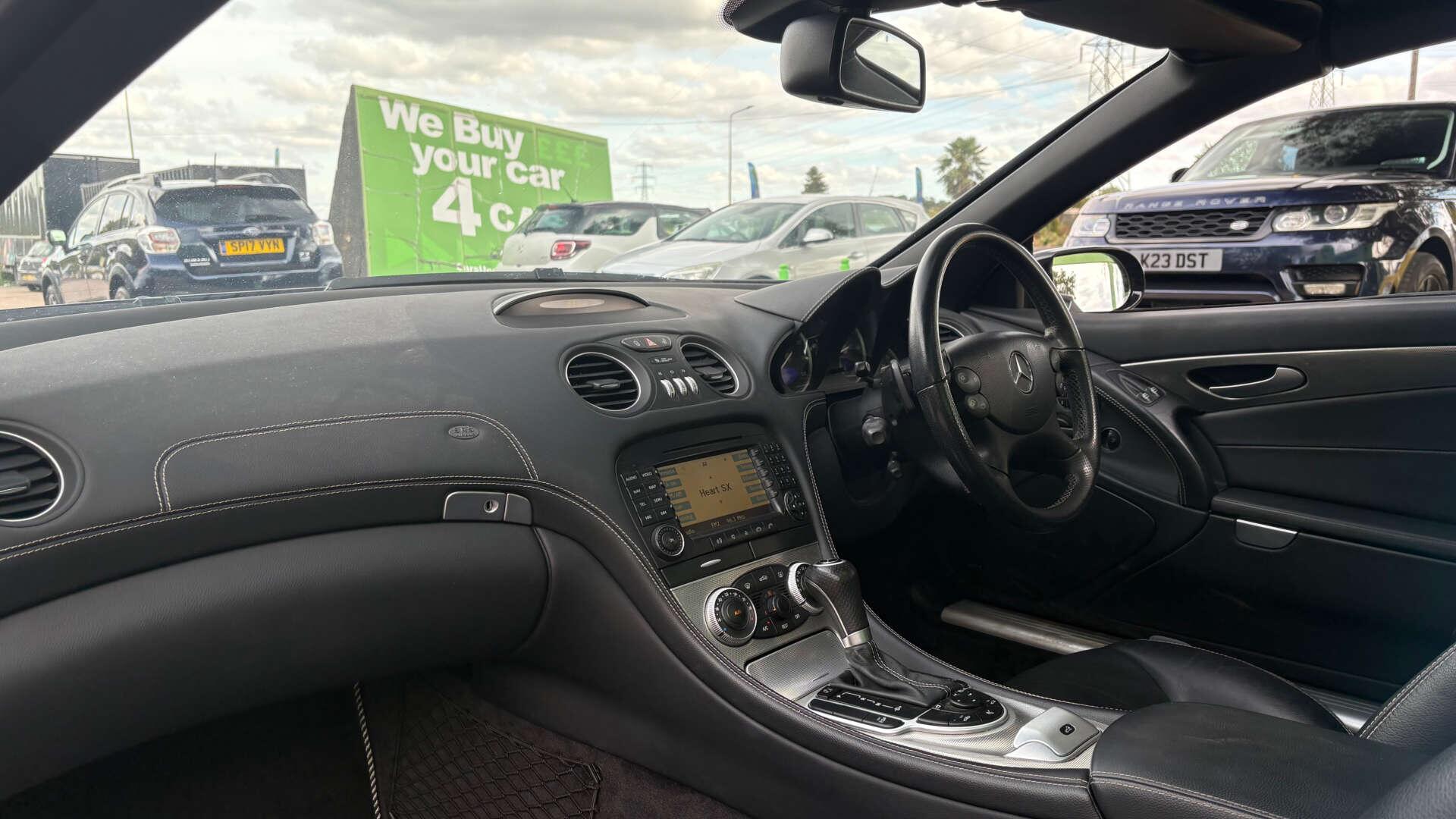 Mercedes-Benz SL view 17