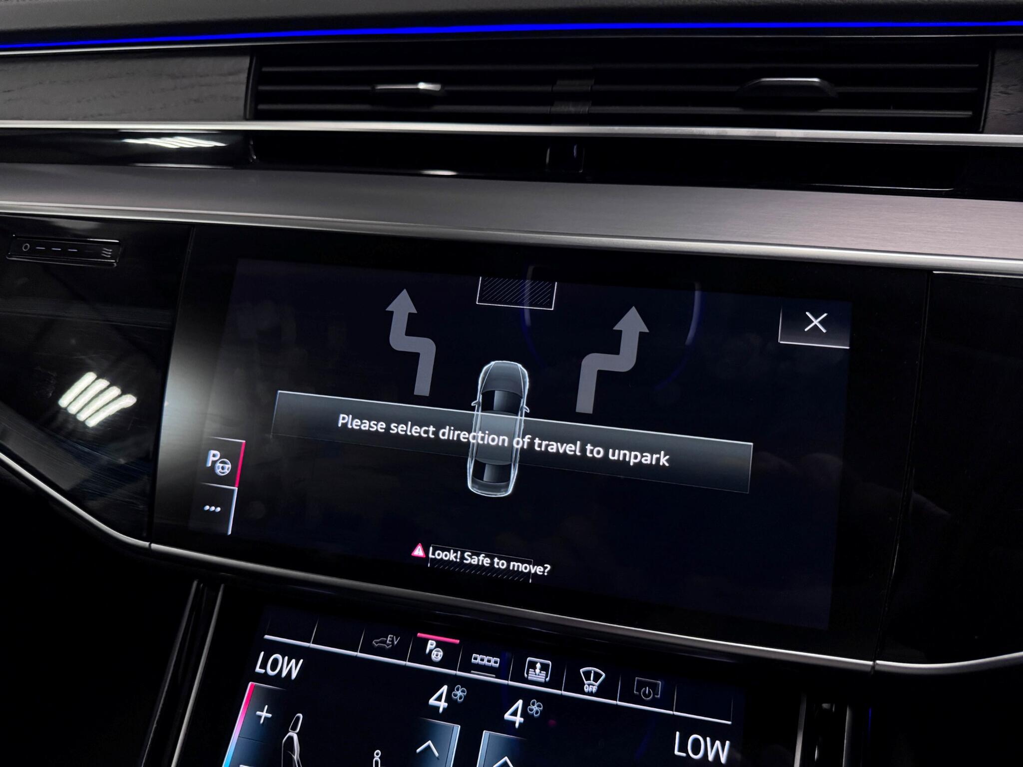 Audi A8 view 69