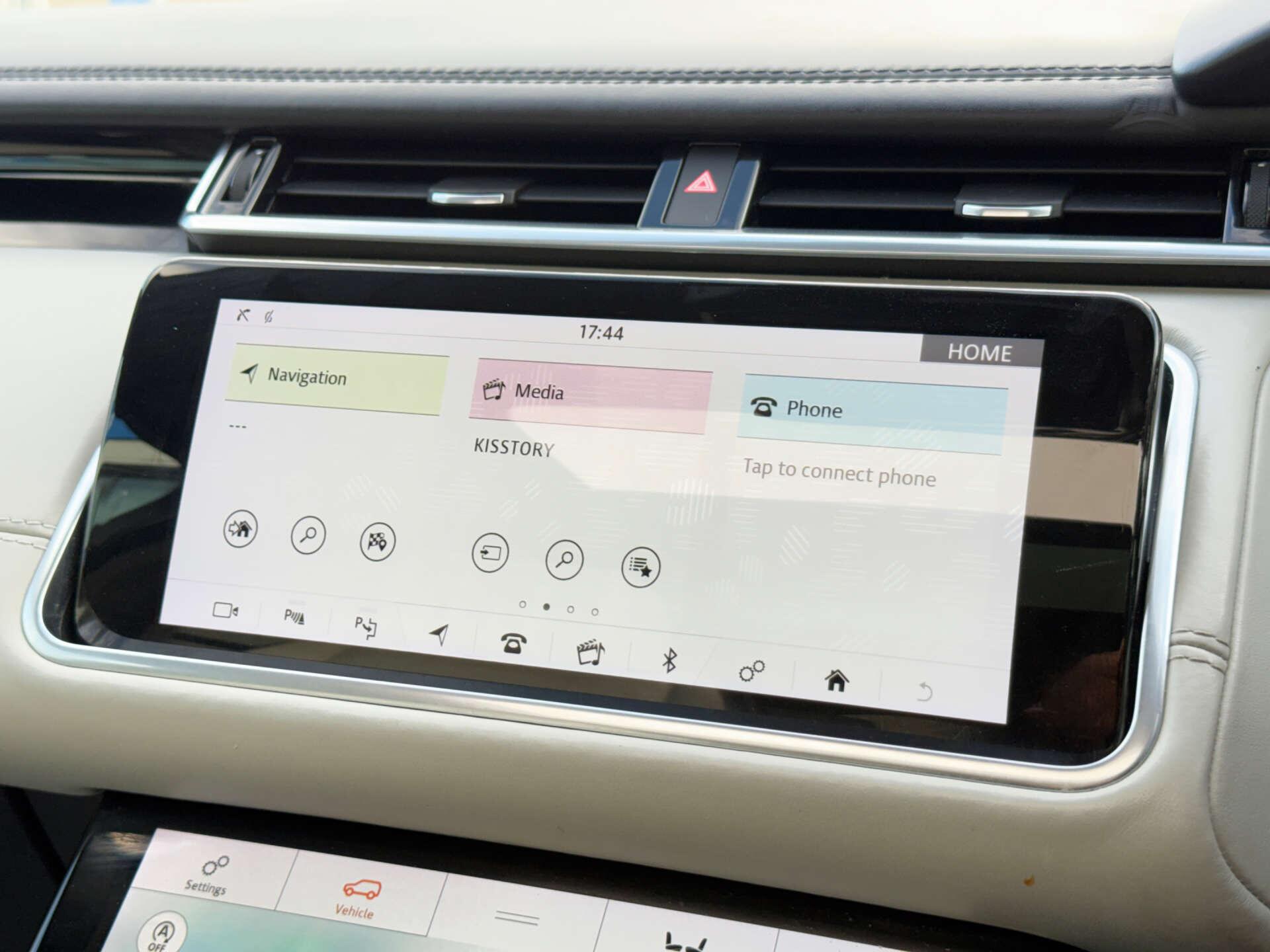 Land Rover Range Rover Velar view 56