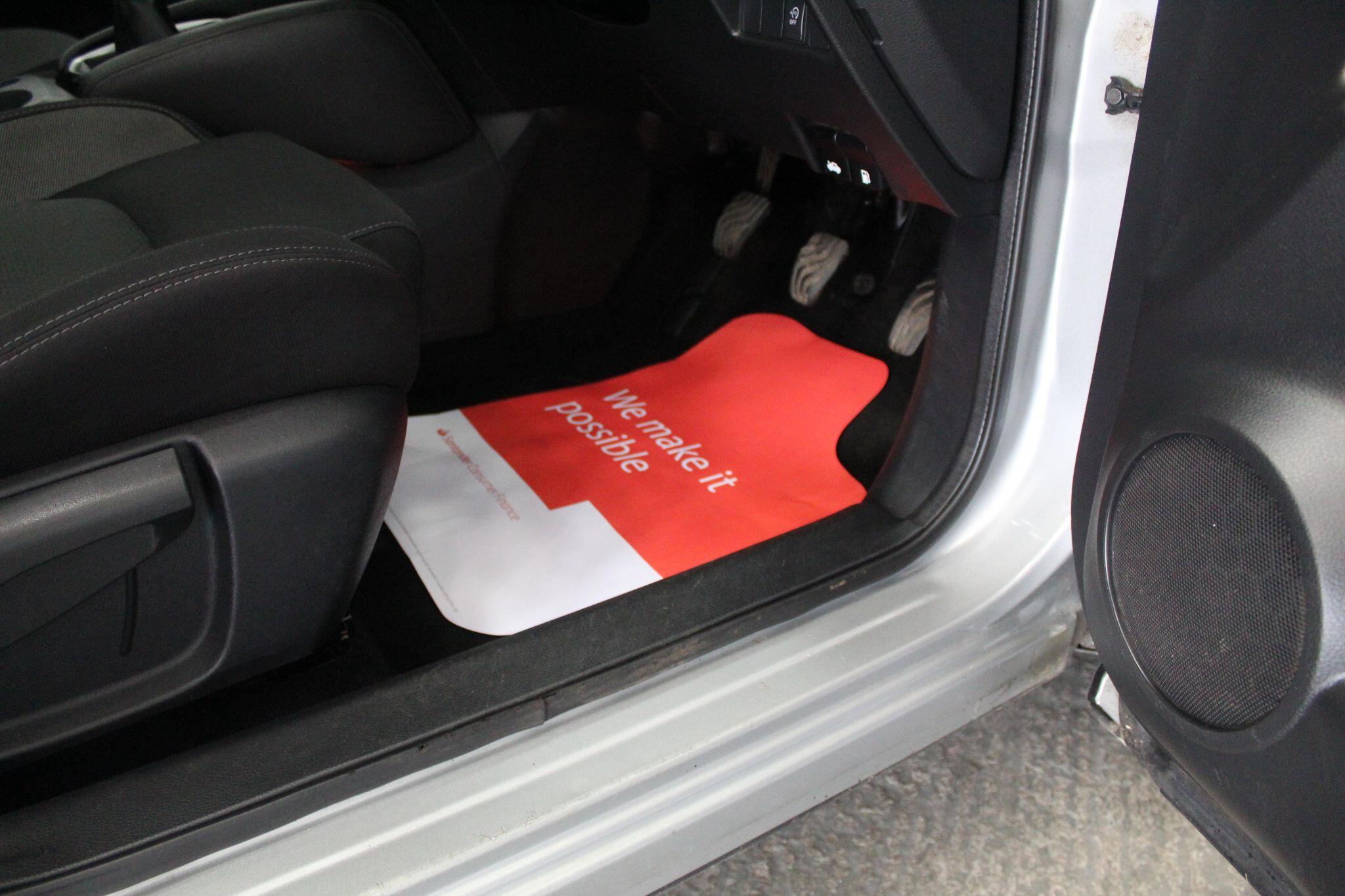 Nissan Qashqai view 48