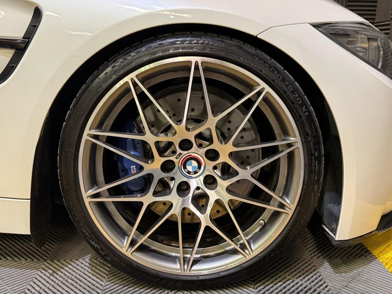 BMW M4 view 37