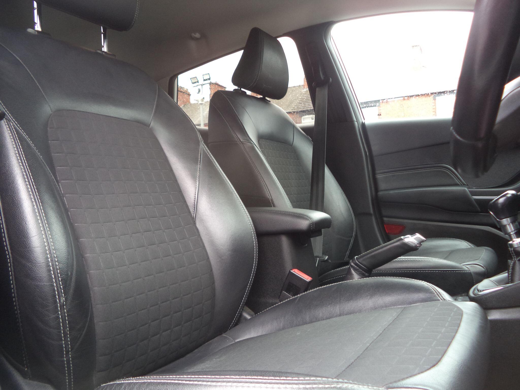 Ford Fiesta view 30