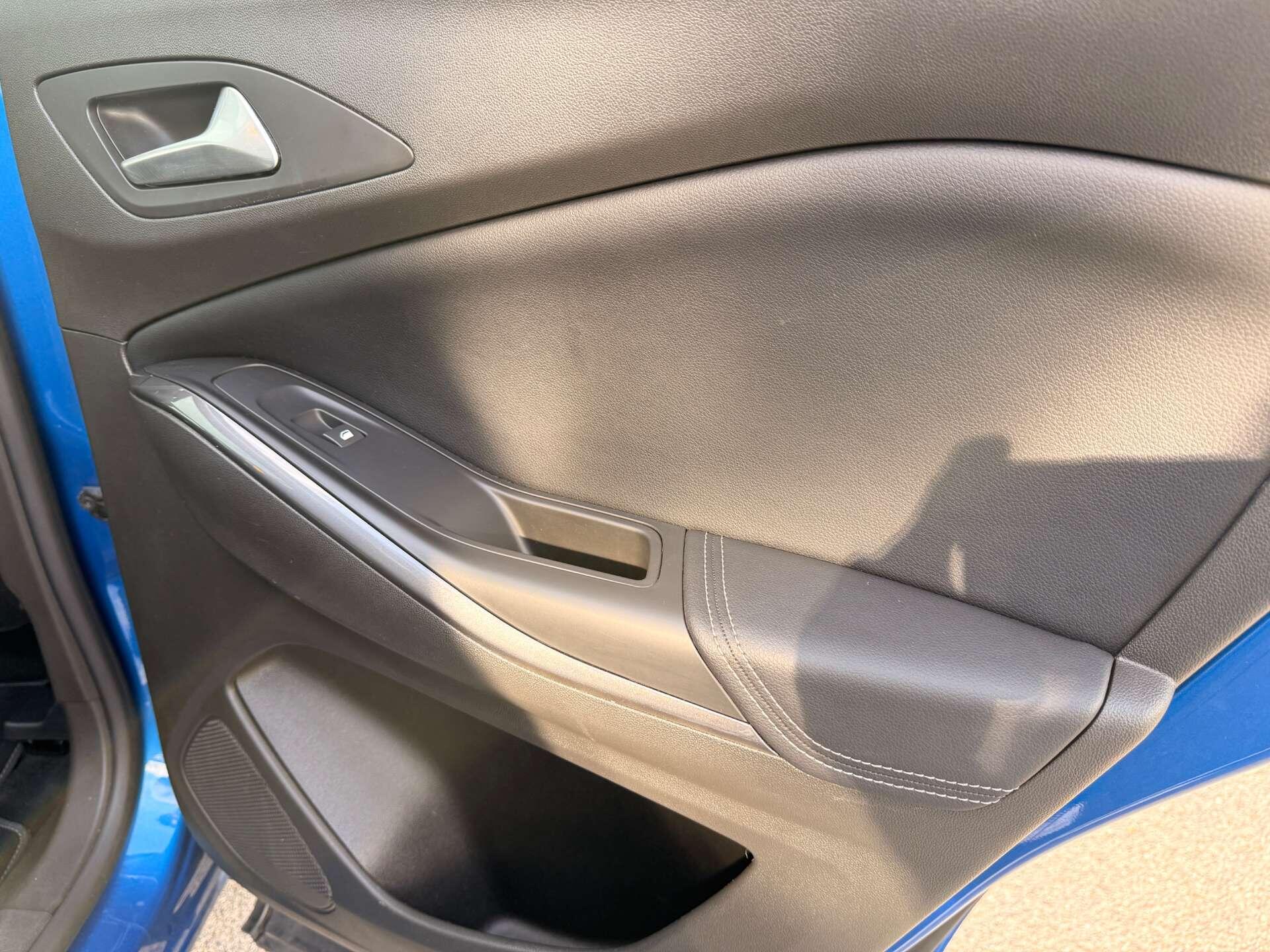 Vauxhall Grandland X view 44
