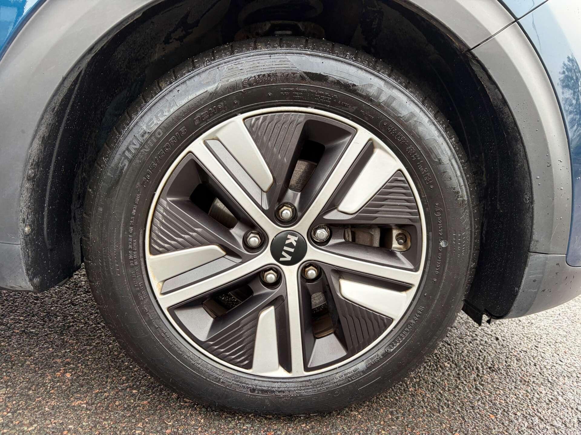 Kia Niro view 13