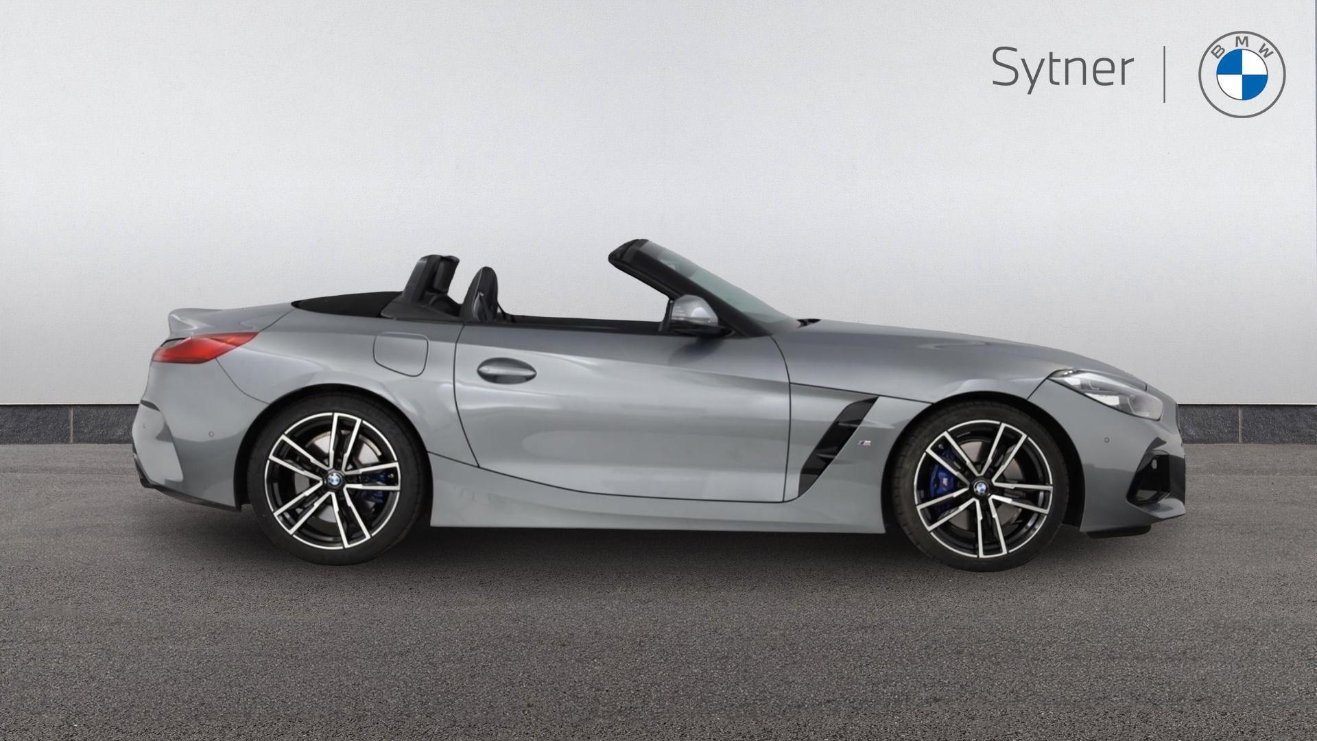 BMW Z4 view 3