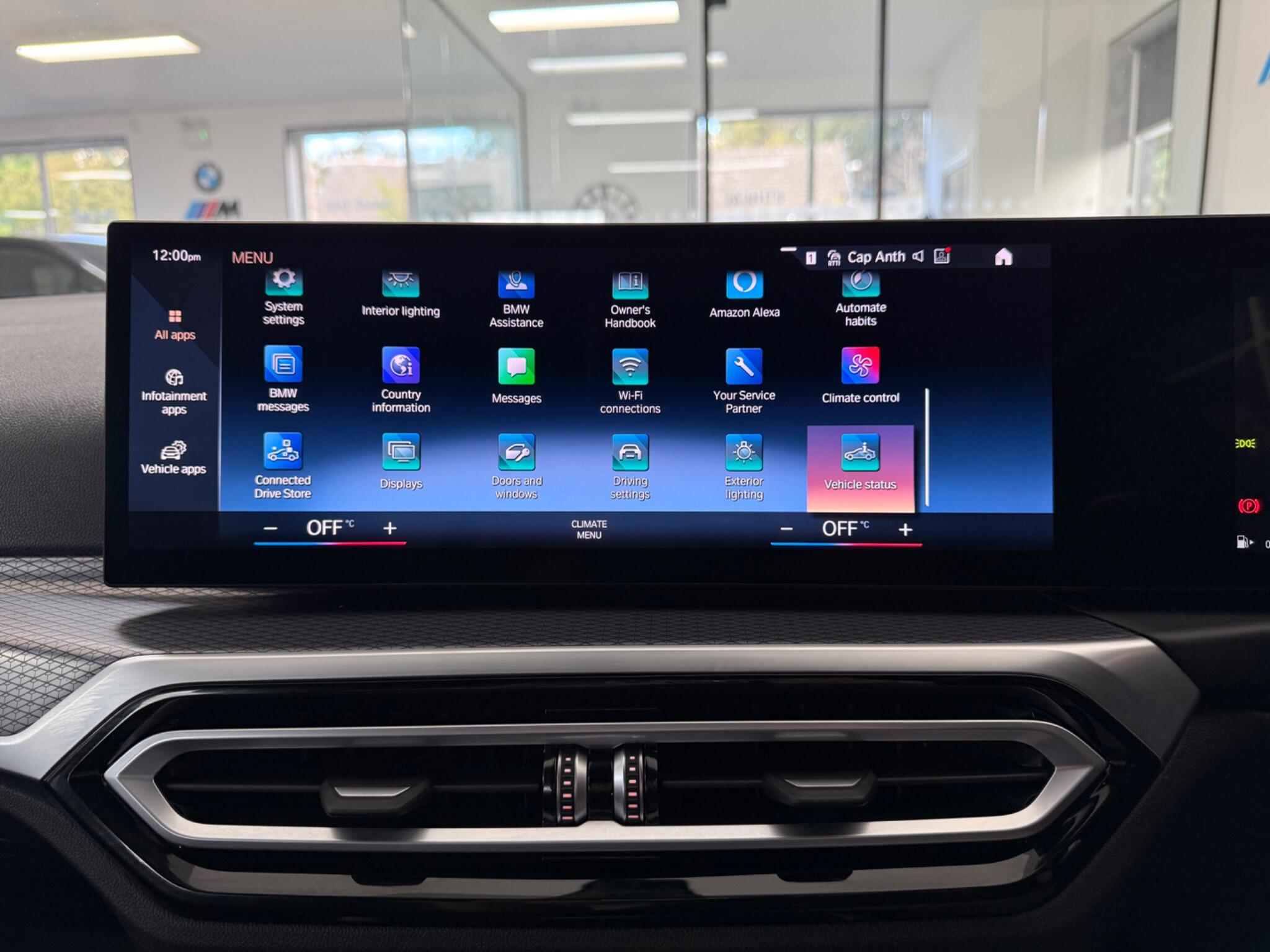 BMW 3 Series view 14