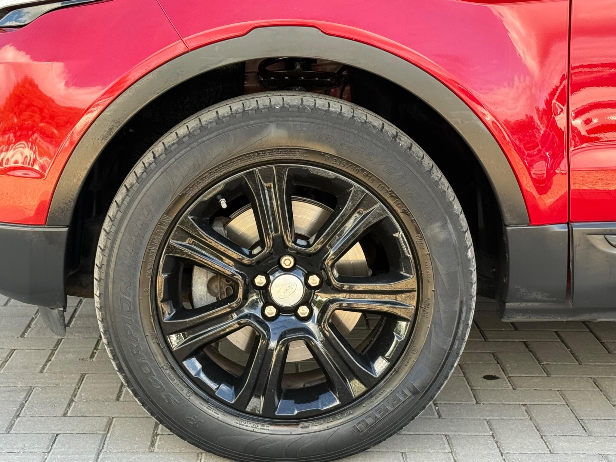 Land Rover Range Rover Evoque view 11