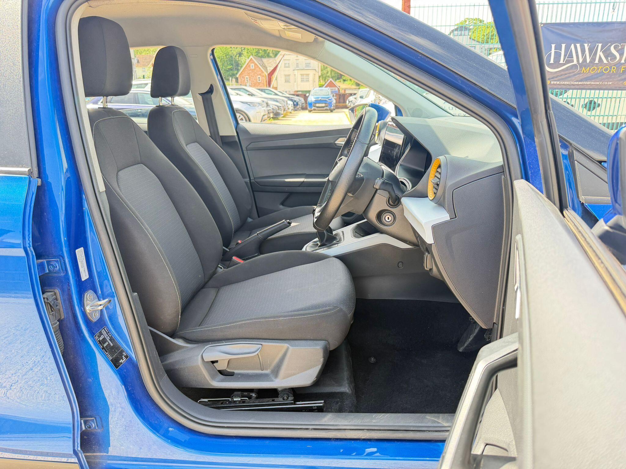 Seat Arona view 9