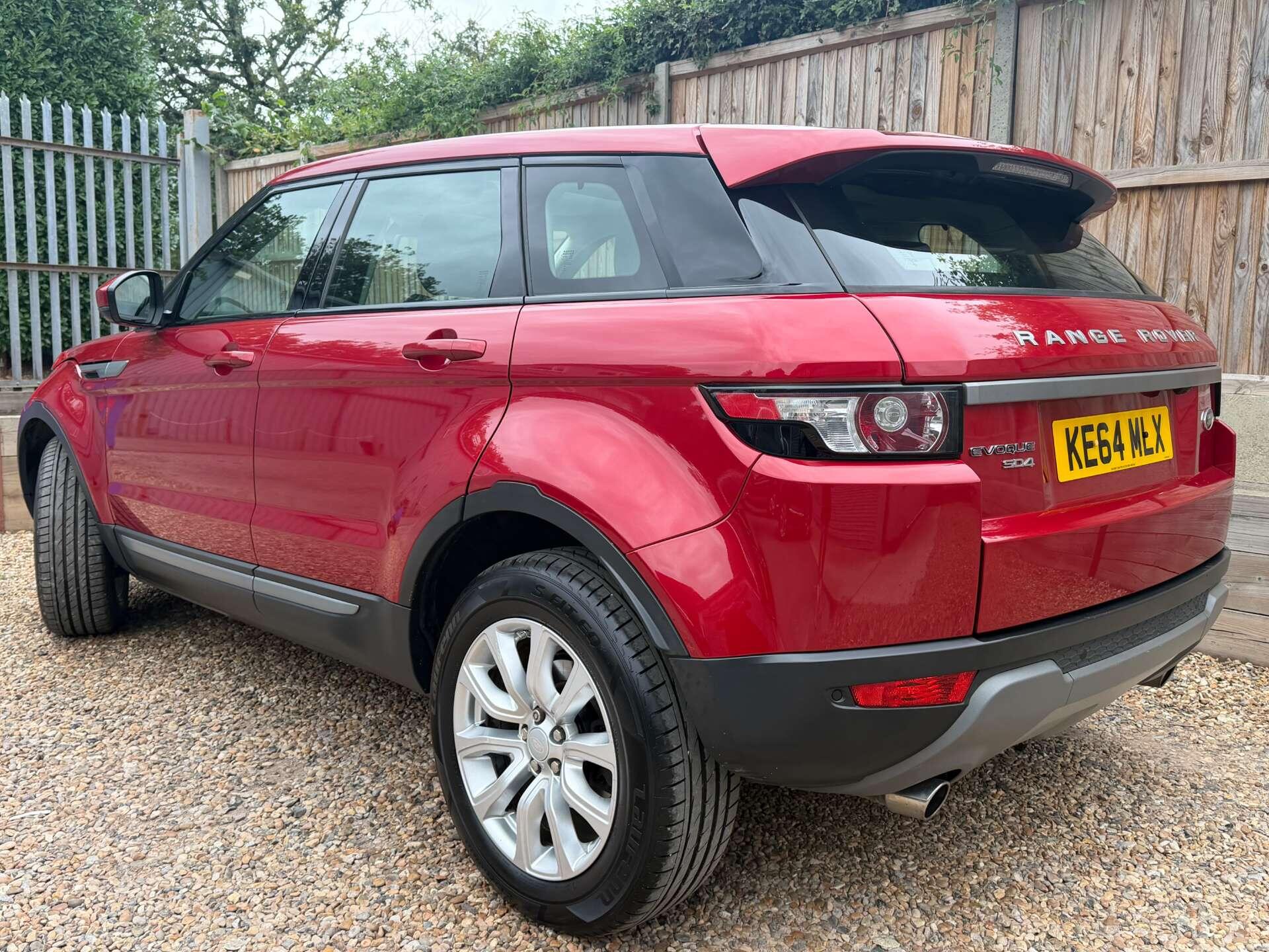 Land Rover Range Rover Evoque view 8