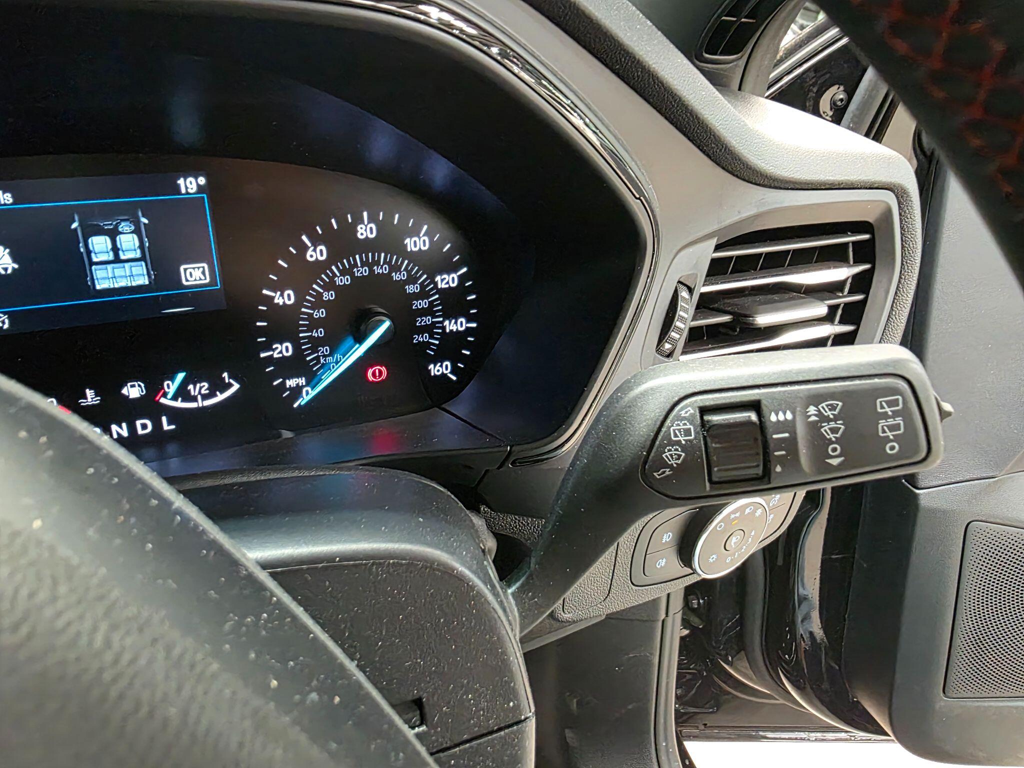 Ford Focus view 16