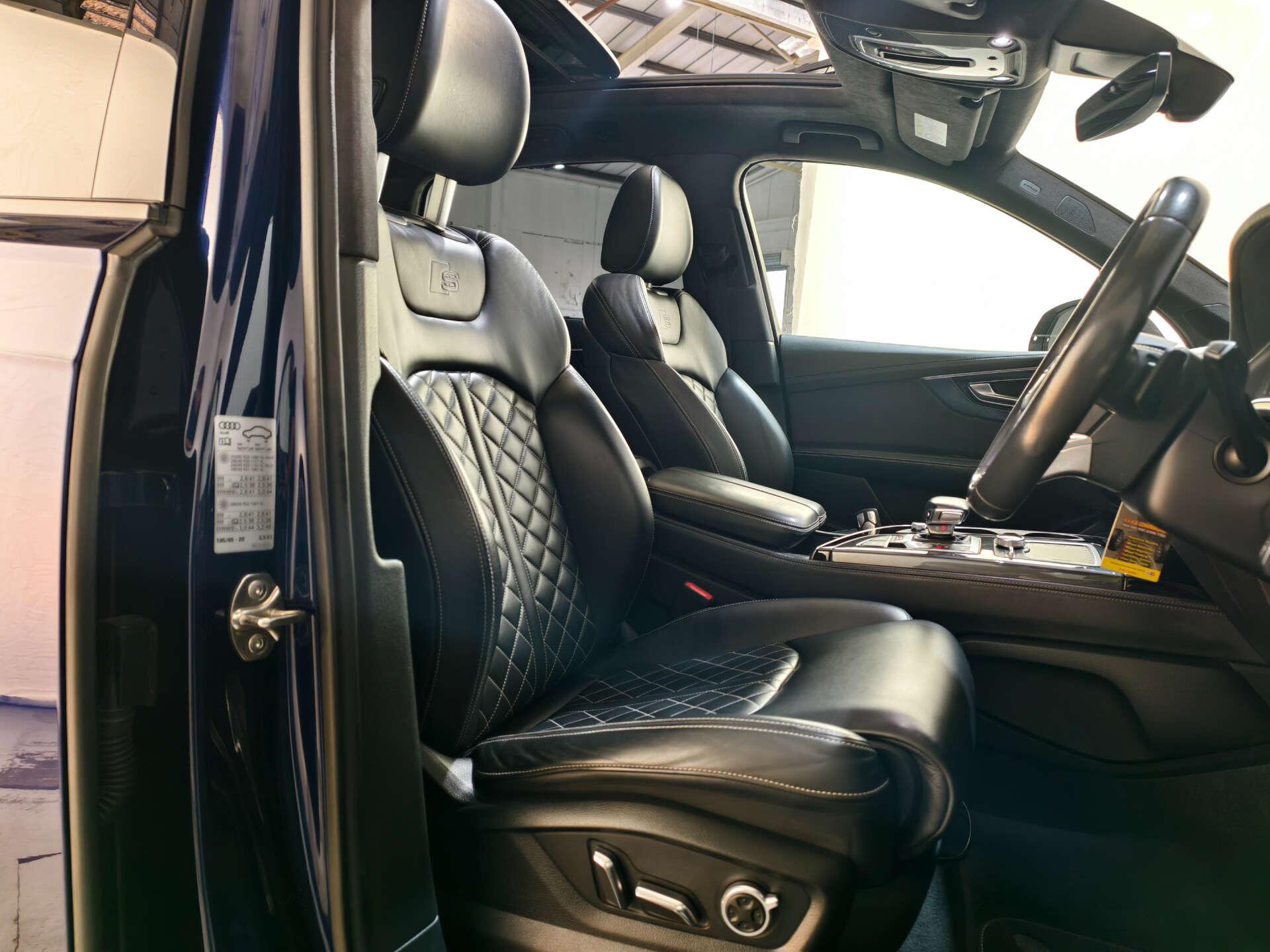 Audi SQ7 view 29