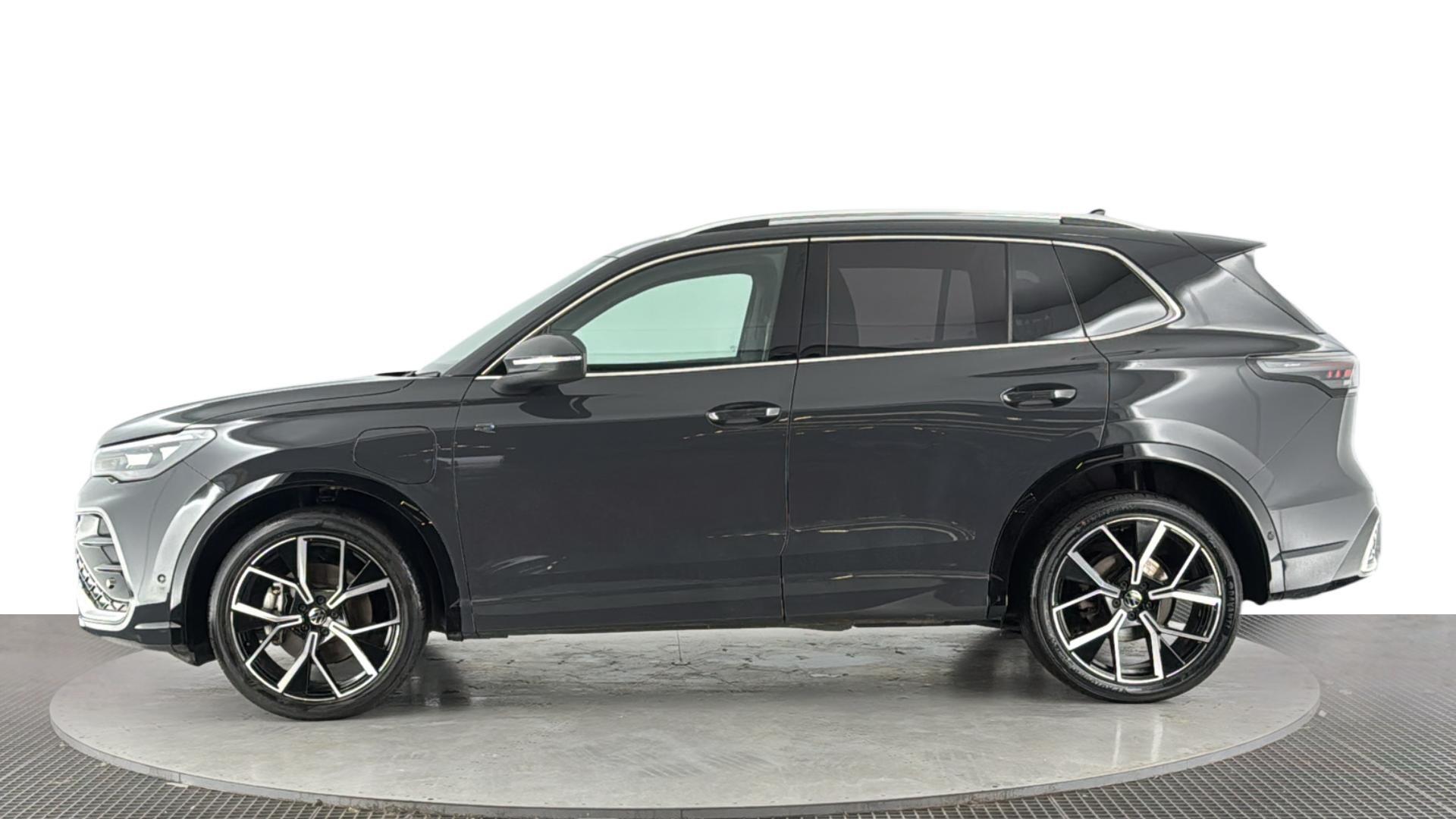 Volkswagen Tiguan view 7