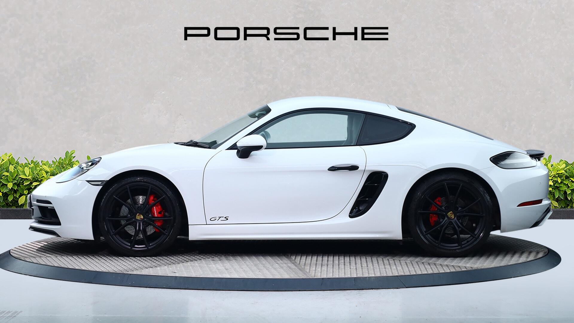 Porsche Cayman view 4
