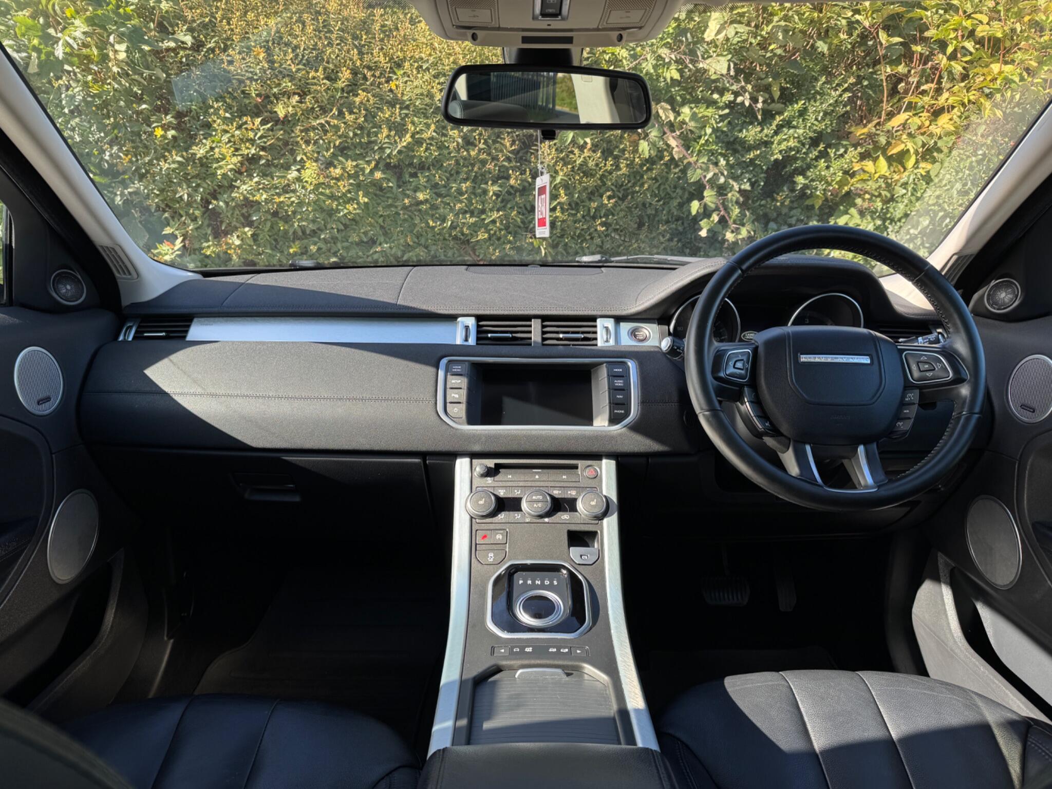 Land Rover Range Rover Evoque view 12