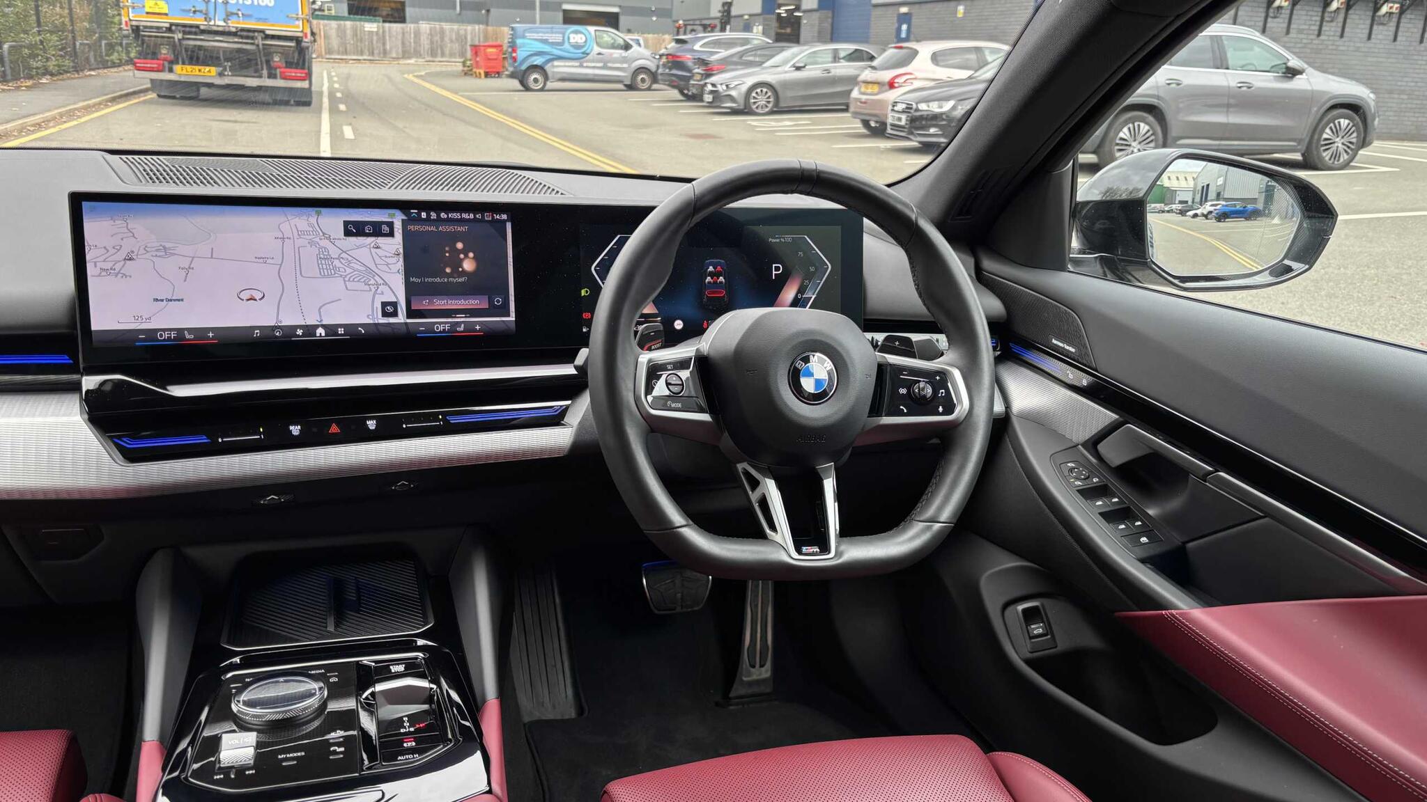 BMW 5 Series view 5