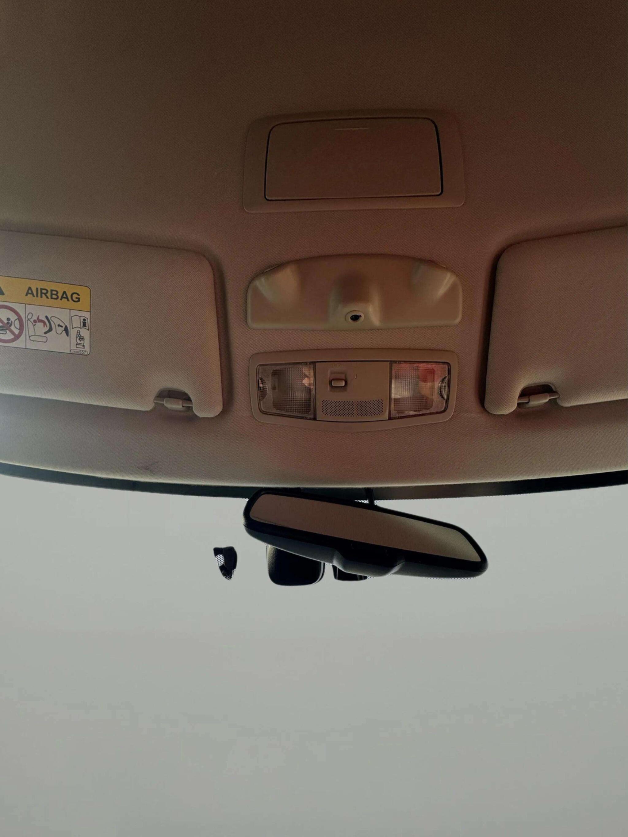 Mitsubishi Outlander view 66