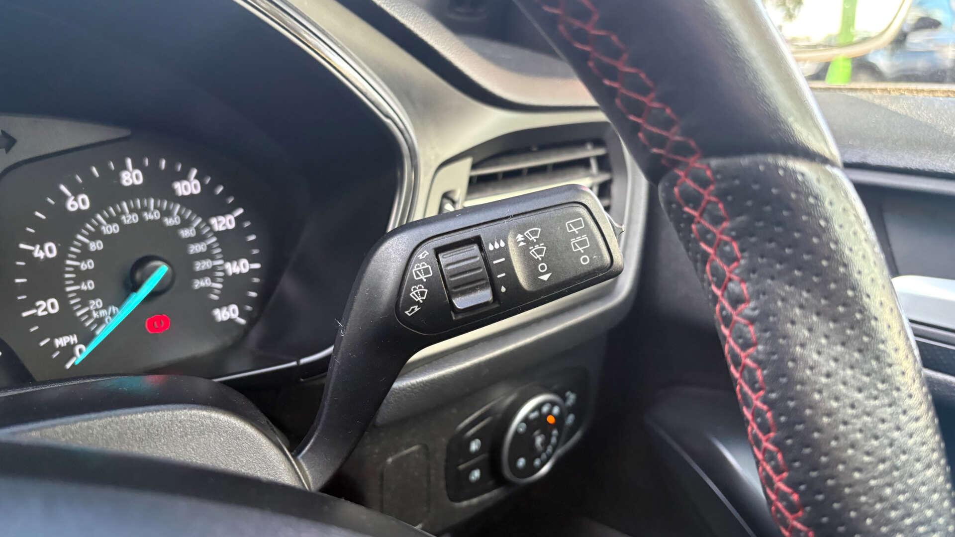 Ford Focus view 20