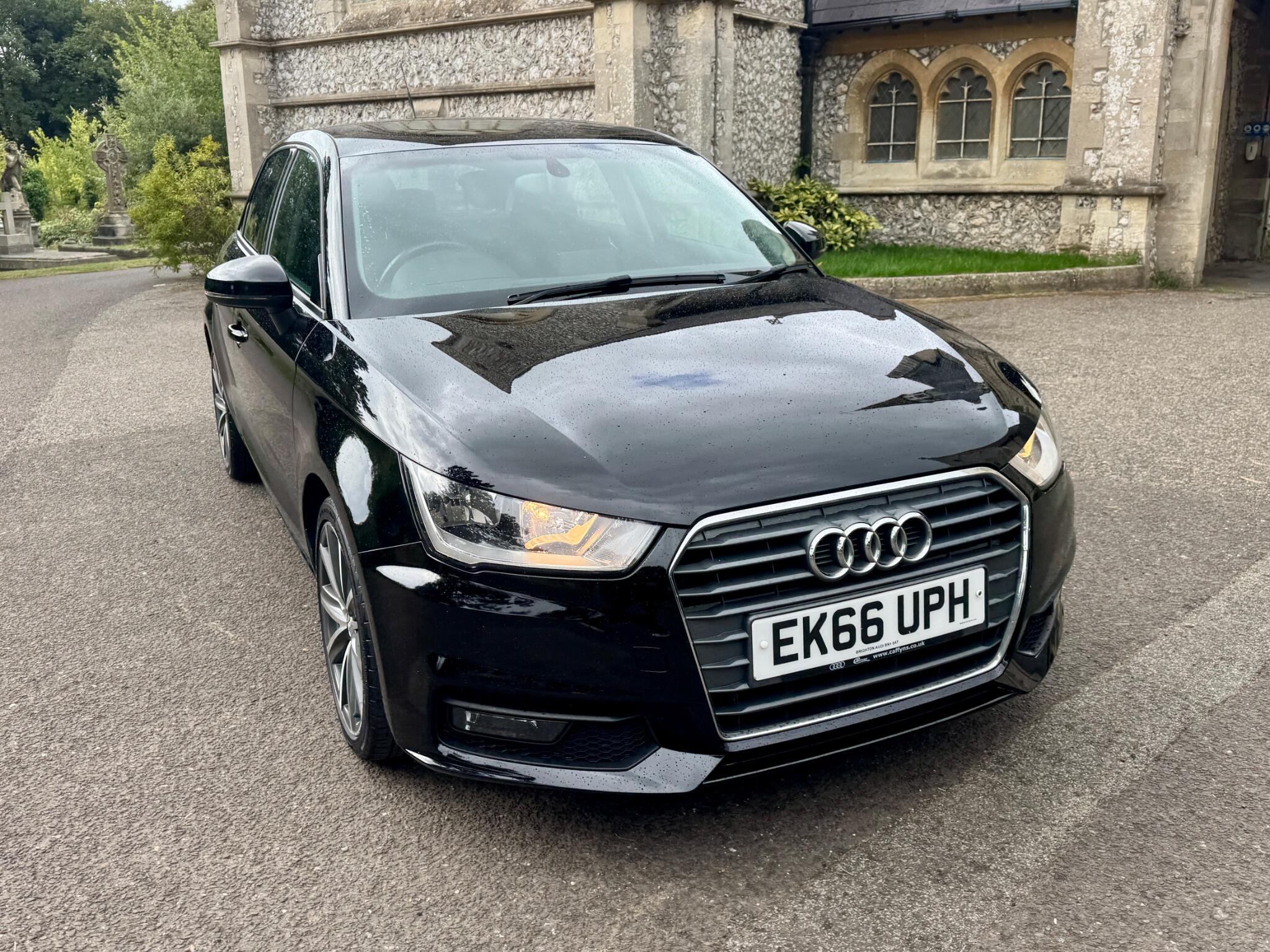 Audi A1 view 2