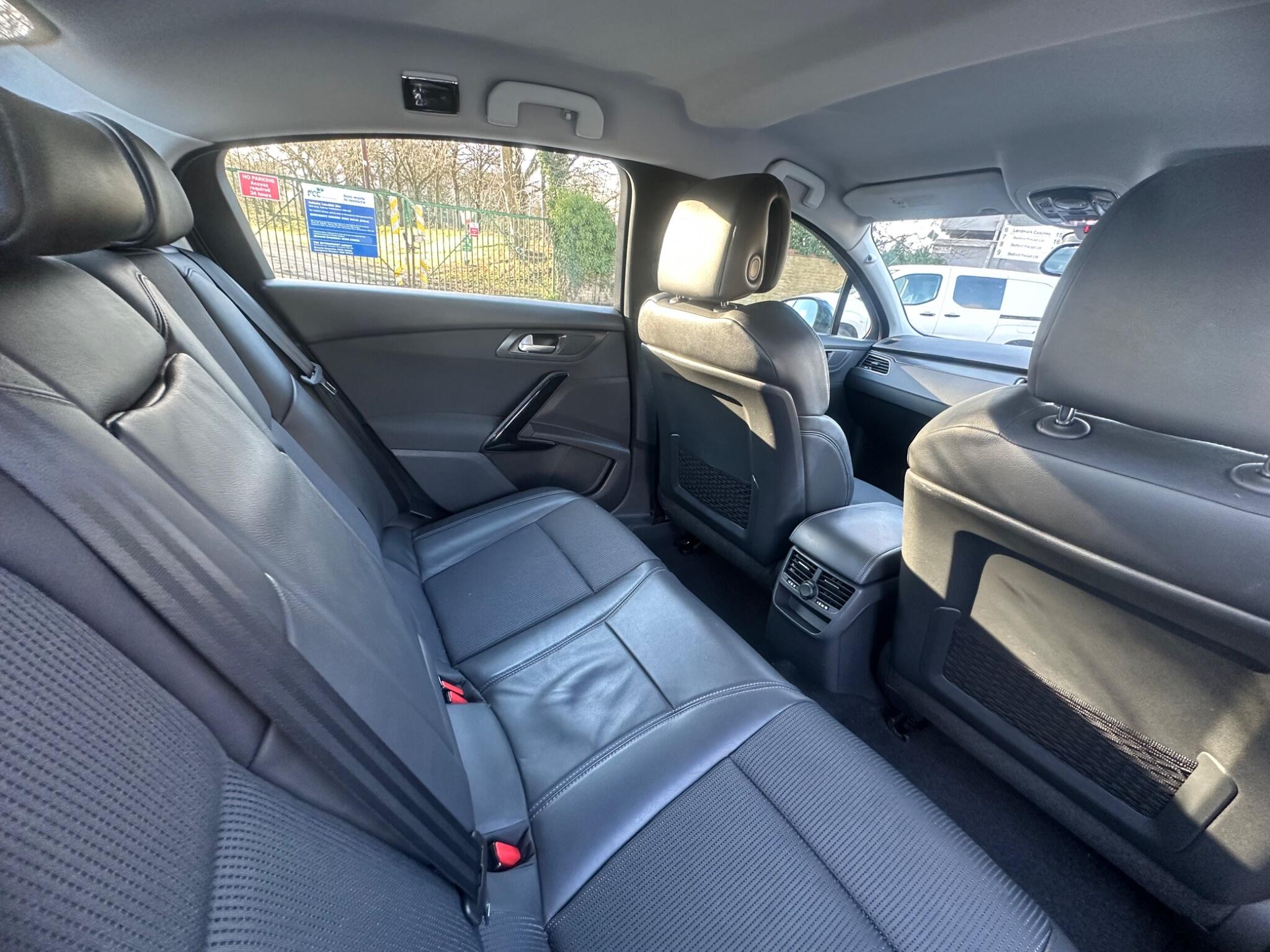 2012 Peugeot 508 image 15