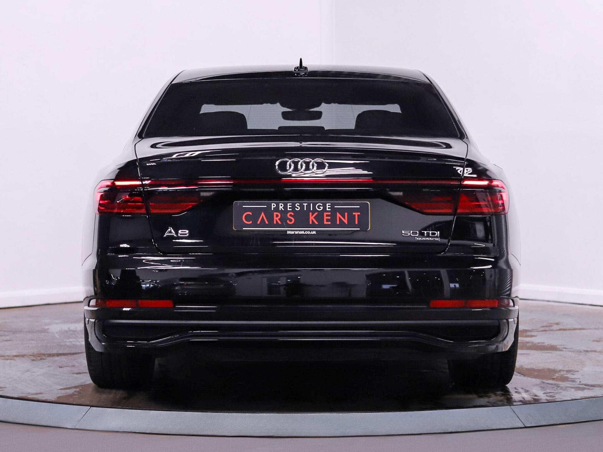 Audi A8 view 11