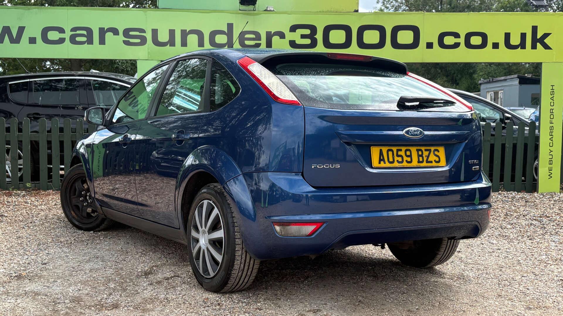 Ford Focus view 4