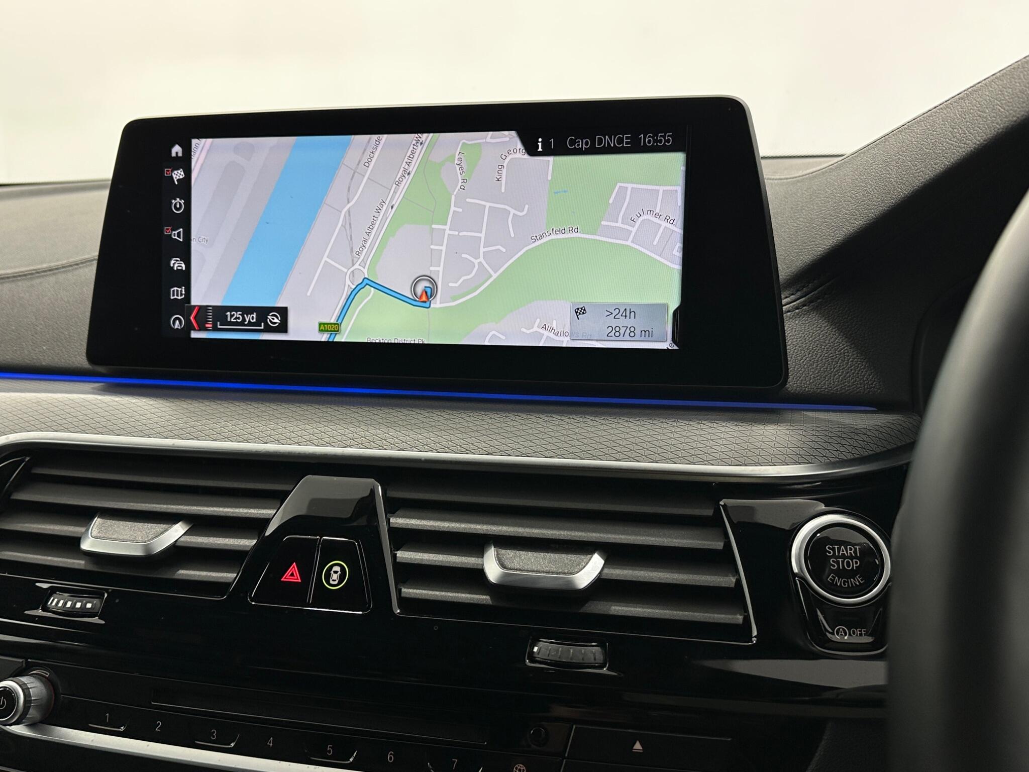 BMW 5 Series view 24