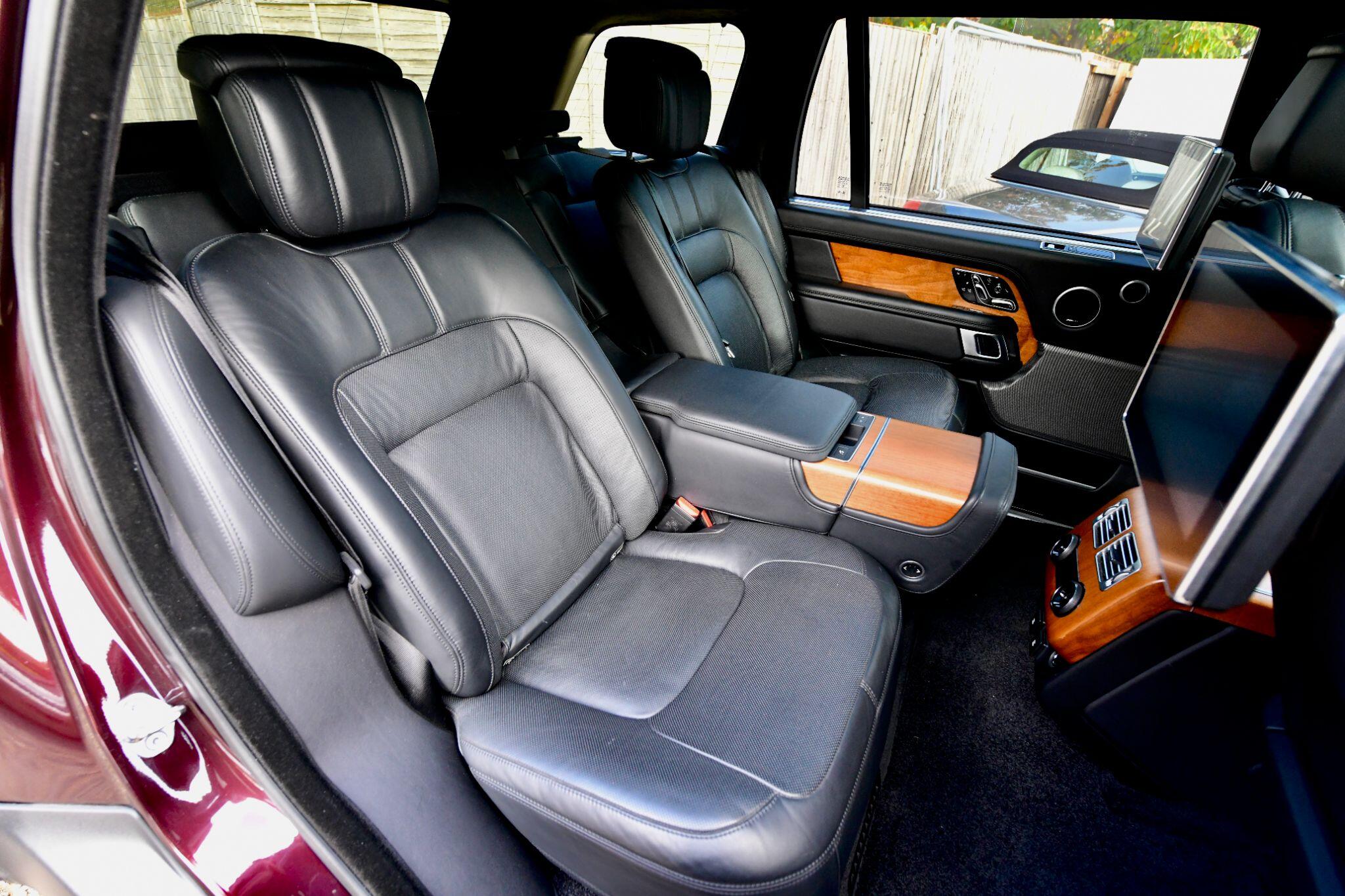 Land Rover Range Rover view 30