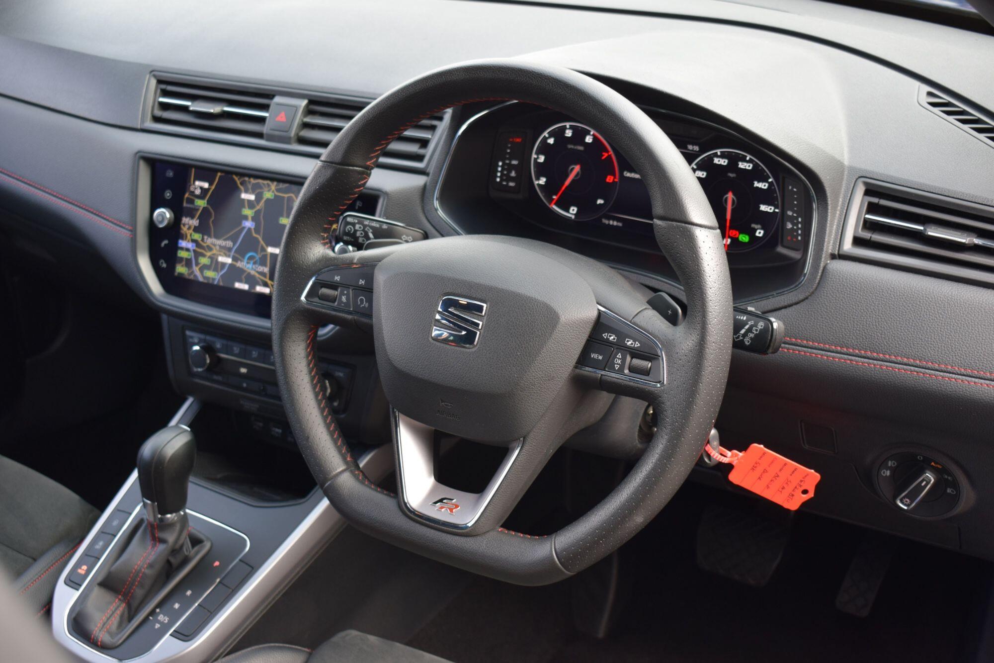 Seat Arona view 14