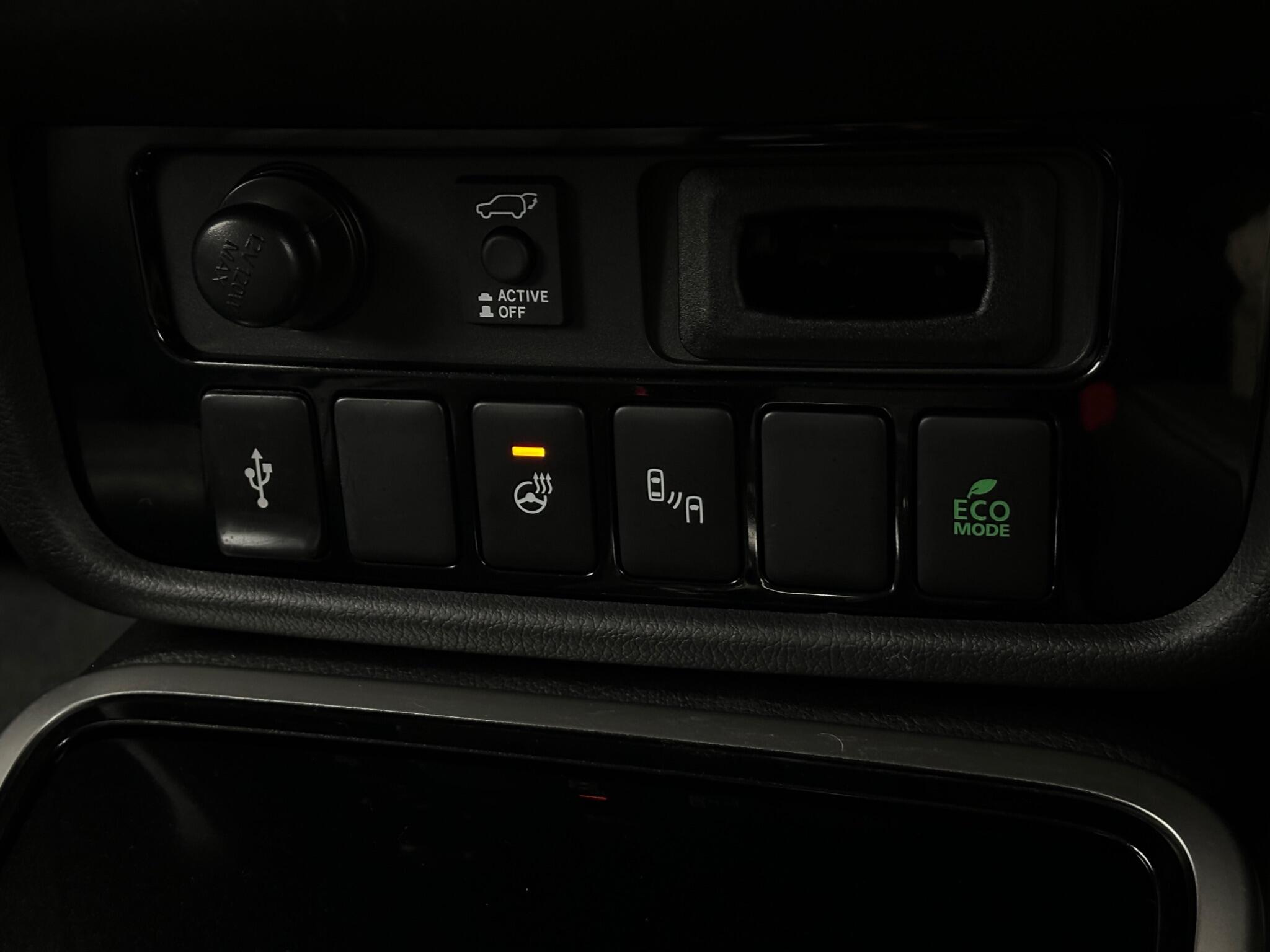 Mitsubishi Outlander view 21