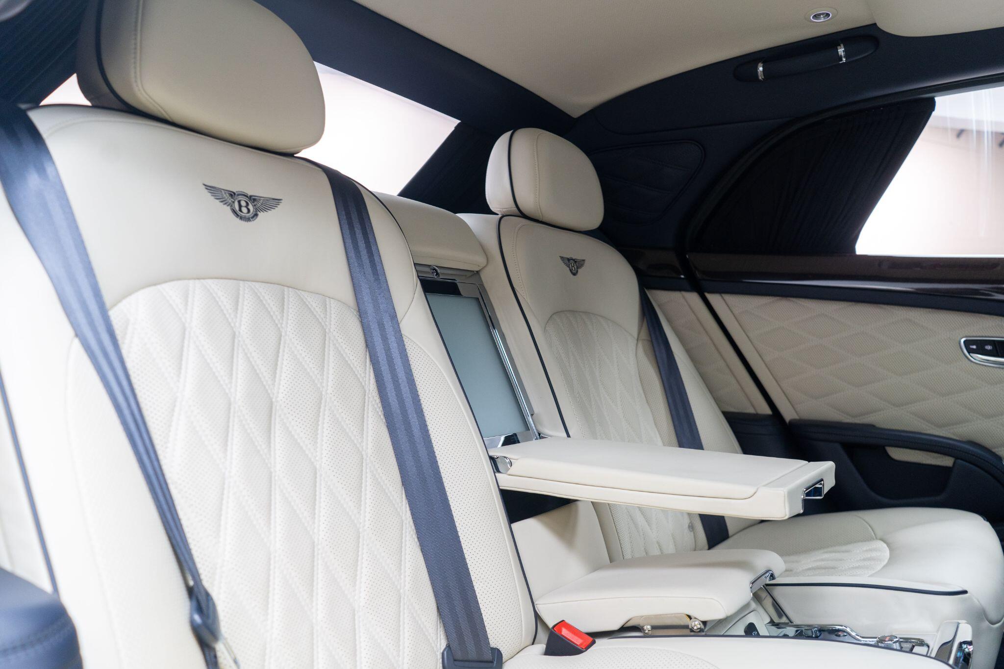 Bentley Mulsanne view 27