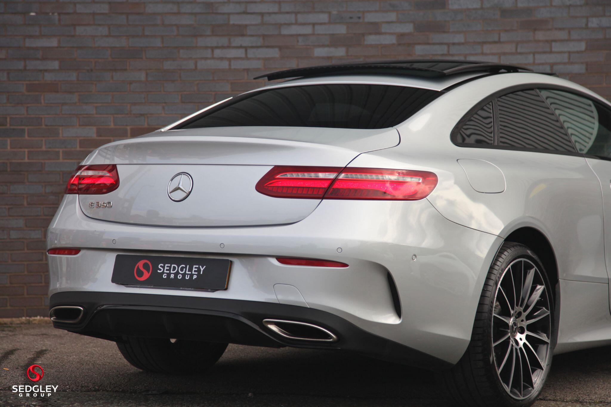 Mercedes-Benz E Class view 9