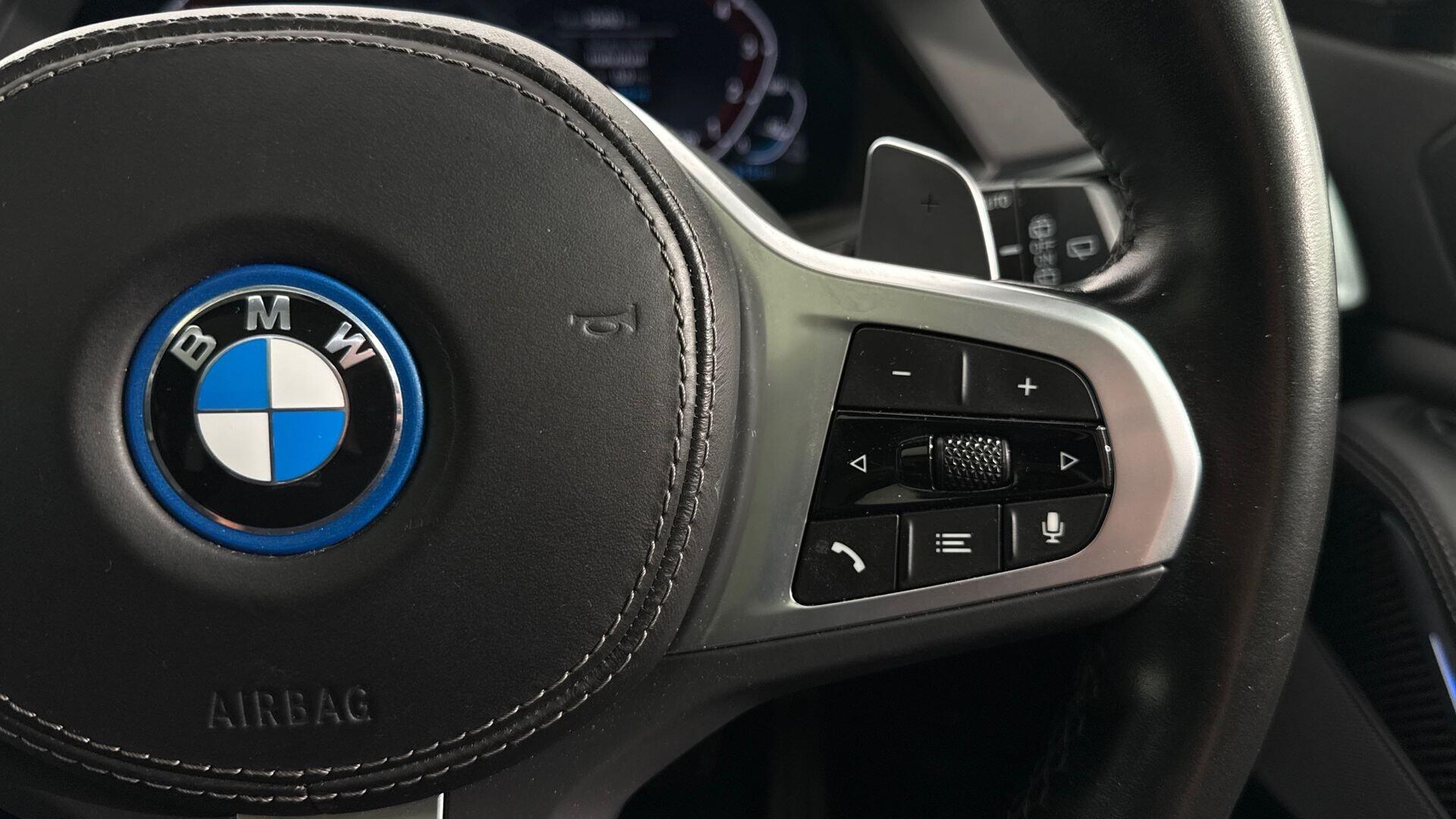 BMW X5 view 19