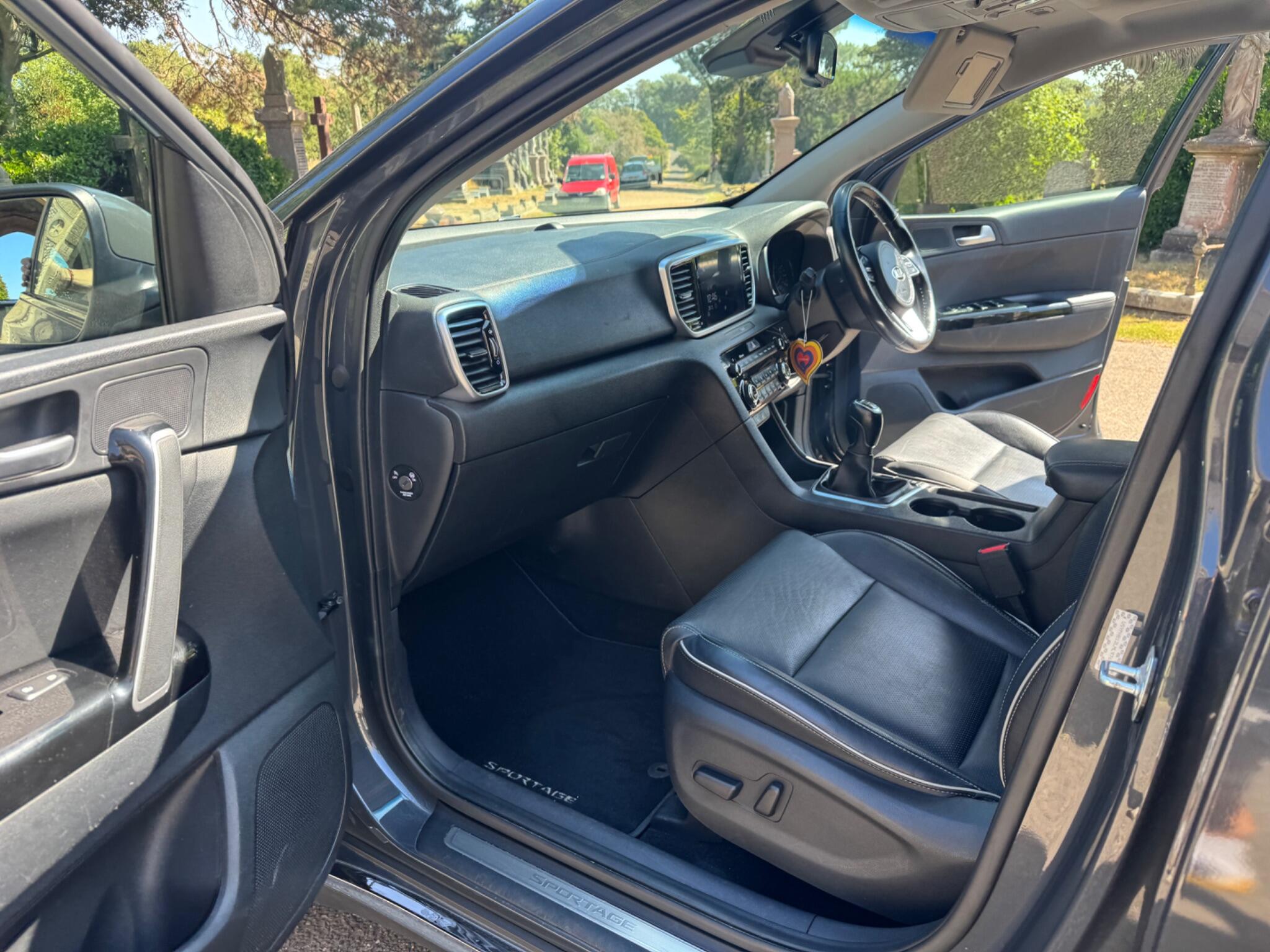 Kia Sportage view 65