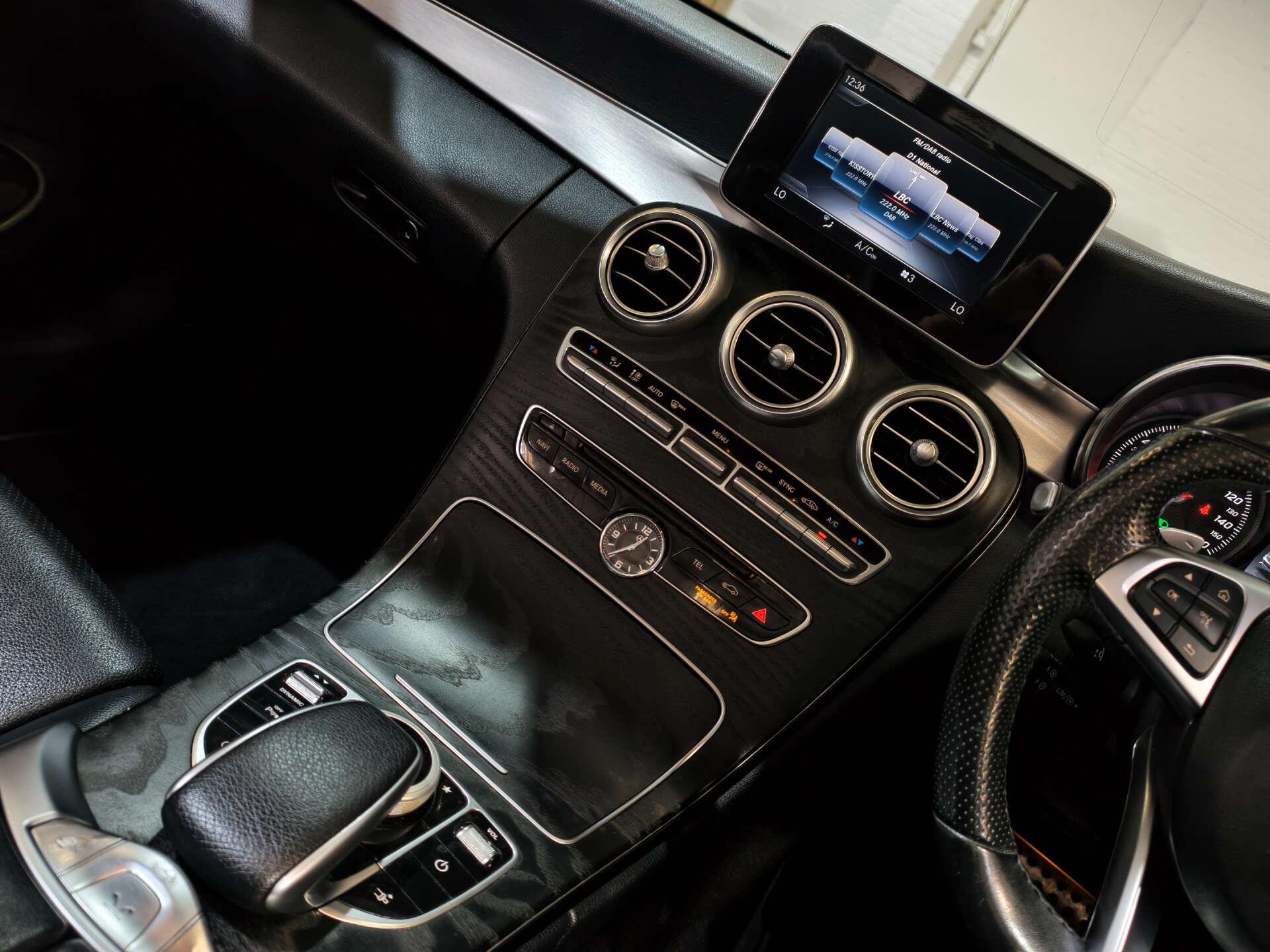 Mercedes-Benz C Class view 34