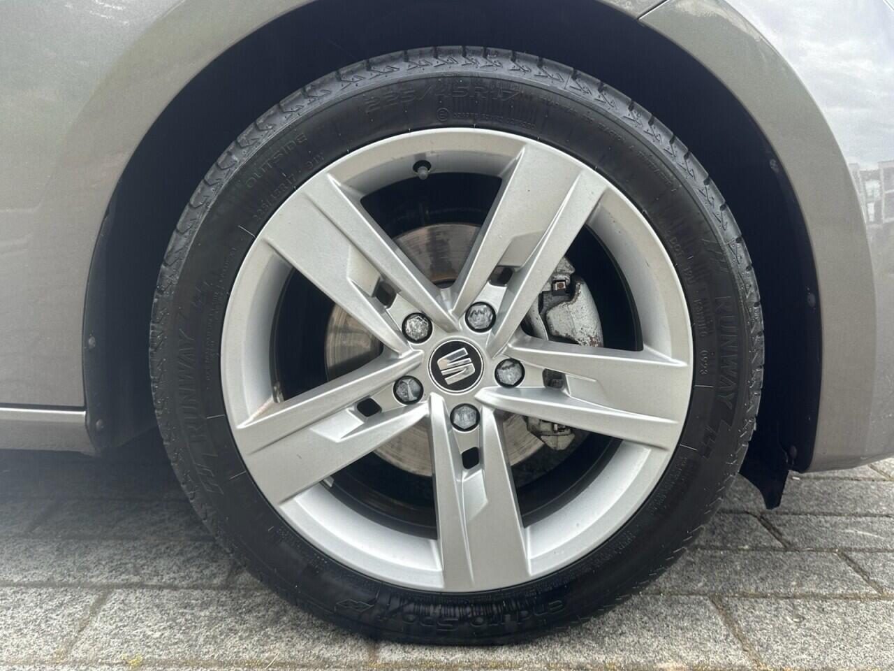Seat Leon view 43